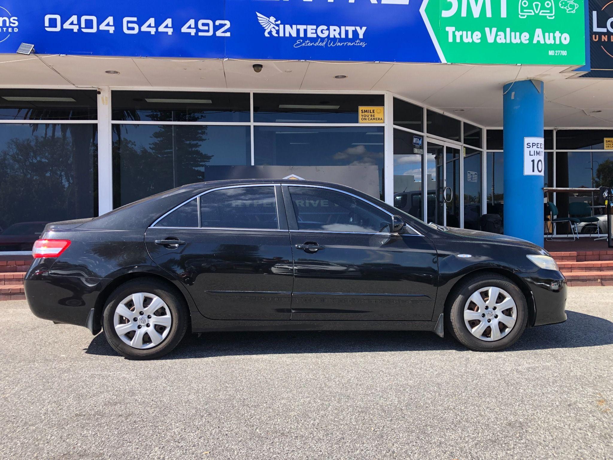 TOYOTA CAMRY