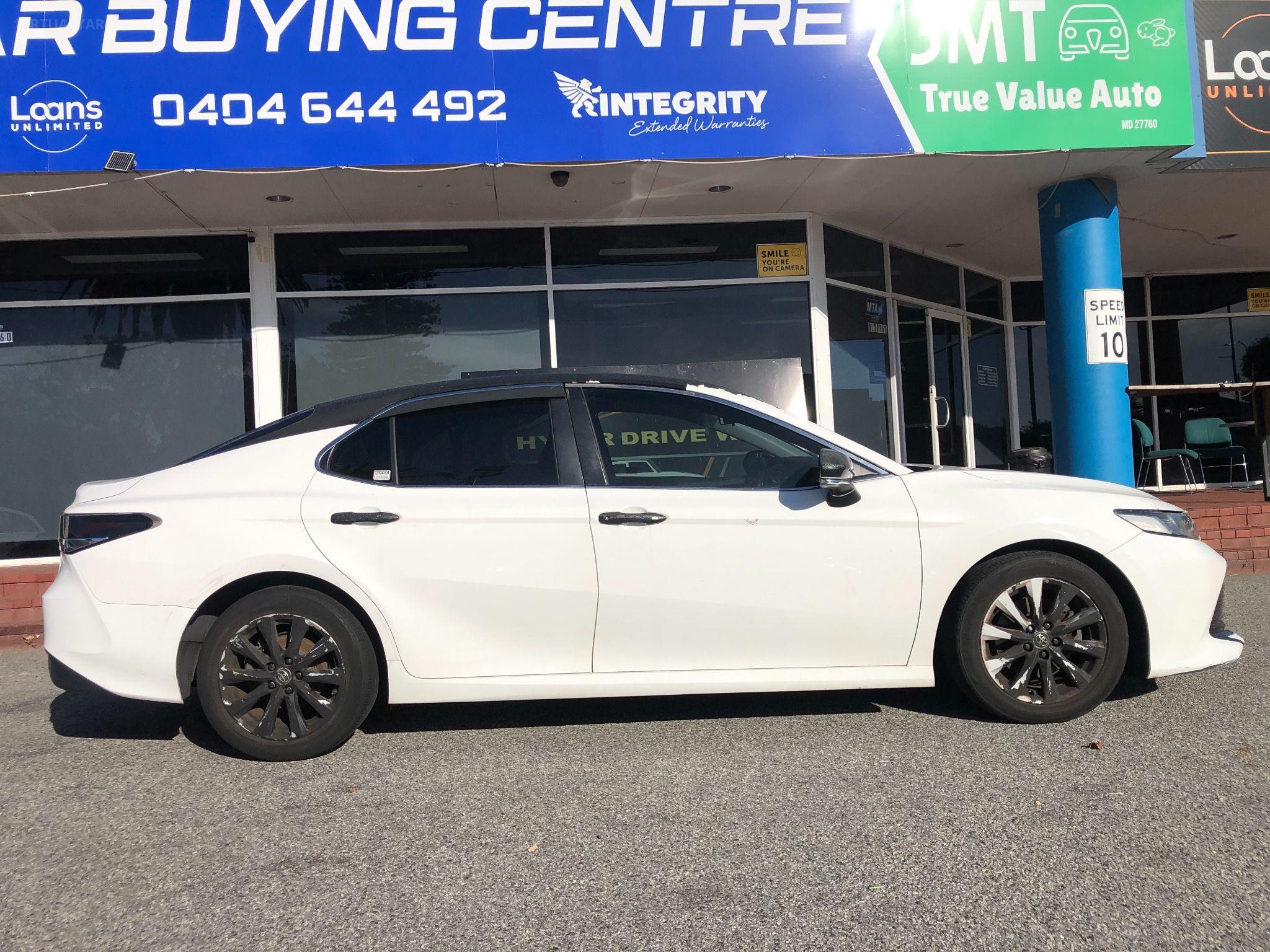 TOYOTA CAMRY