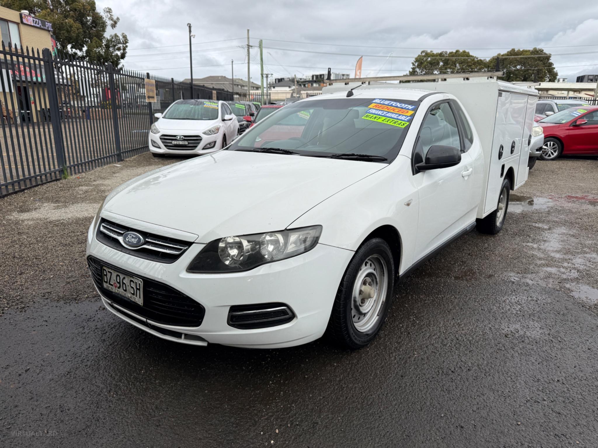 FORD FALCON