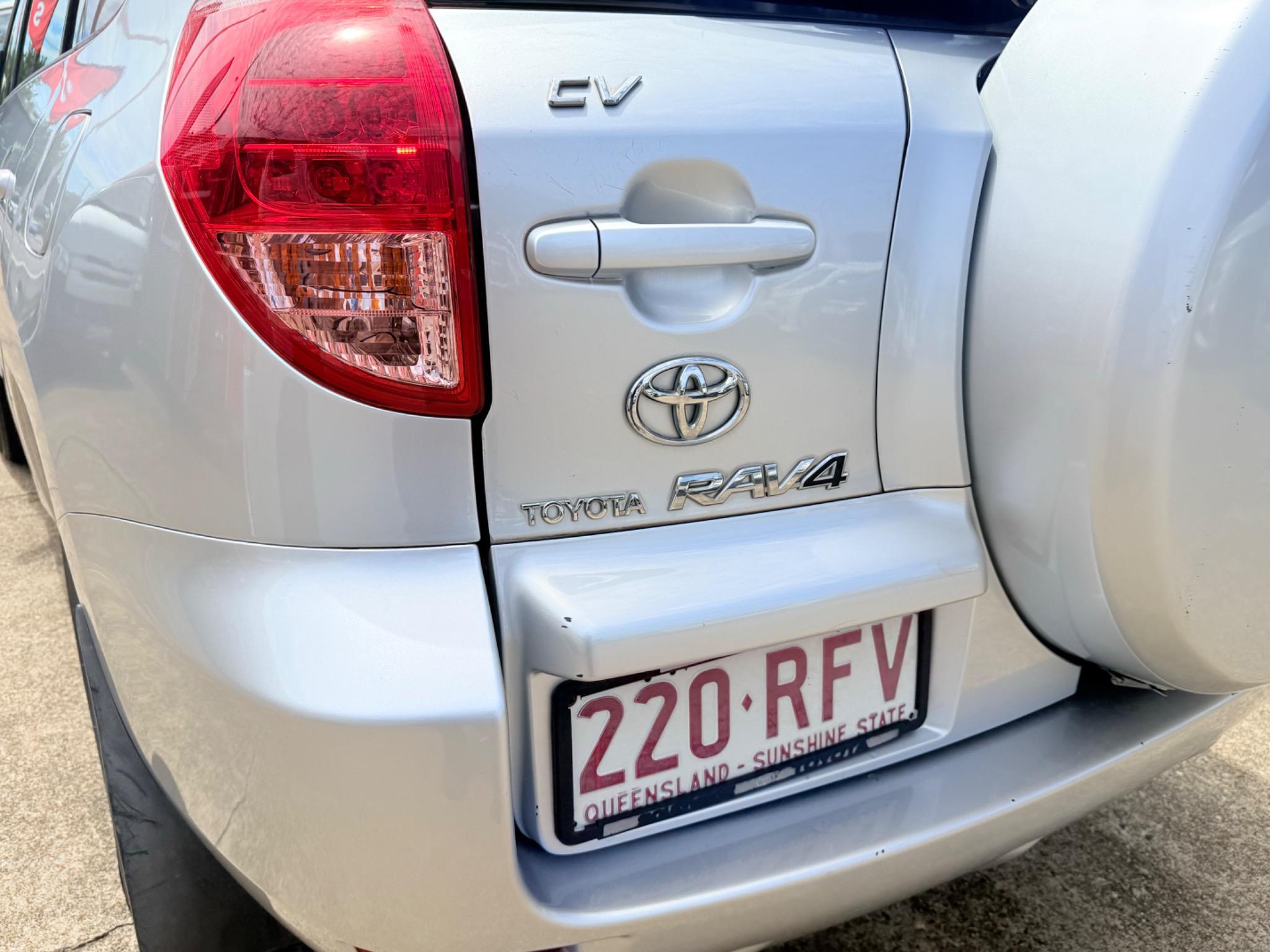 TOYOTA RAV4