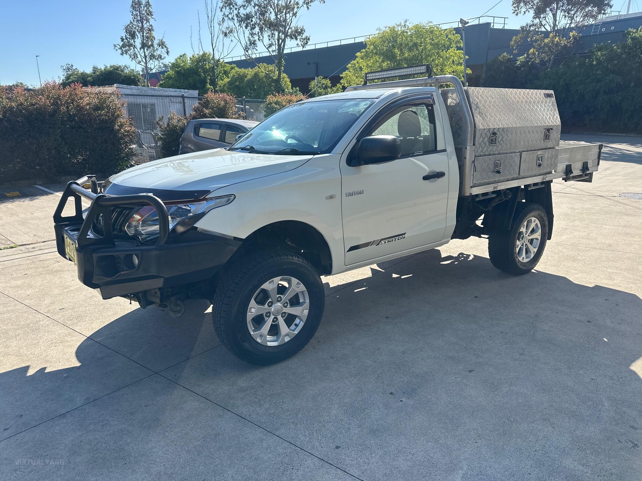 MITSUBISHI TRITON MQ MY17 GLX CAB CHASSIS SINGLE CAB 2DR MAN 6SP 4X2 1165KG 2.4DT image 5