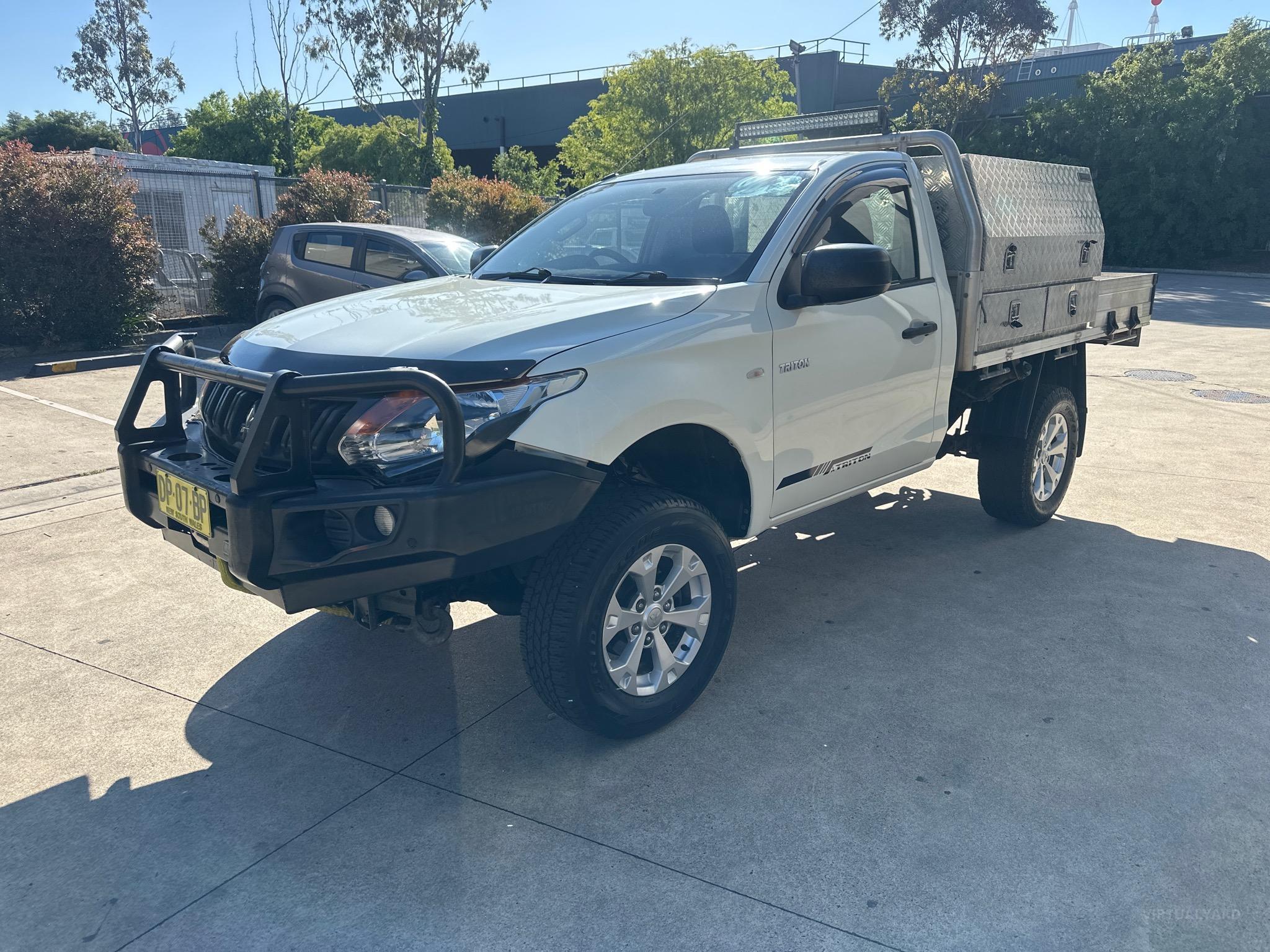MITSUBISHI TRITON MQ MY17 GLX CAB CHASSIS SINGLE CAB 2DR MAN 6SP 4X2 1165KG 2.4DT image 13