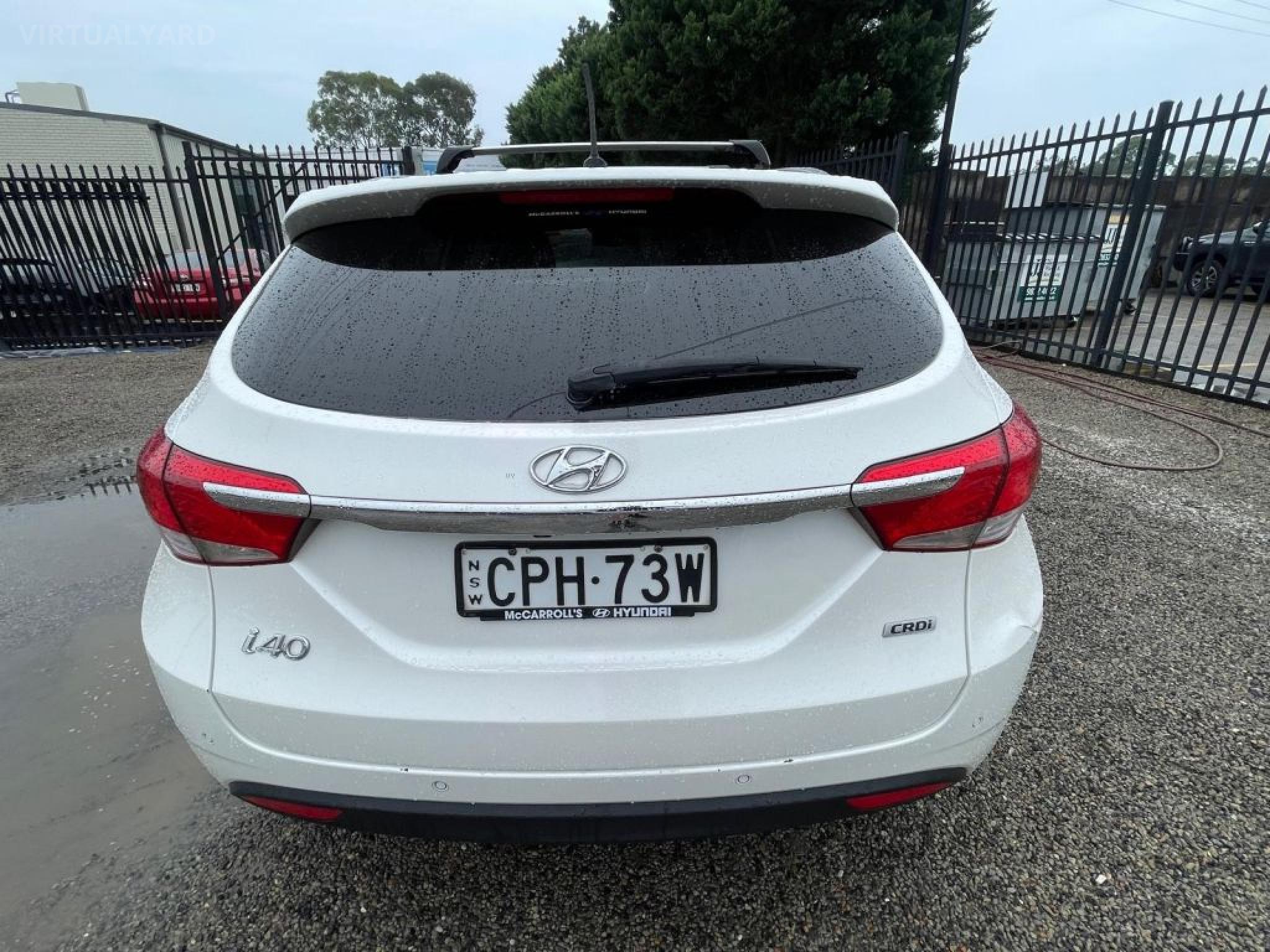 HYUNDAI i40