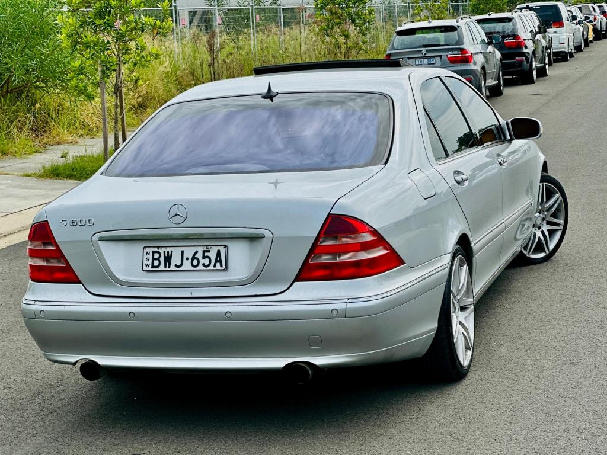 Mercedes-Benz S600