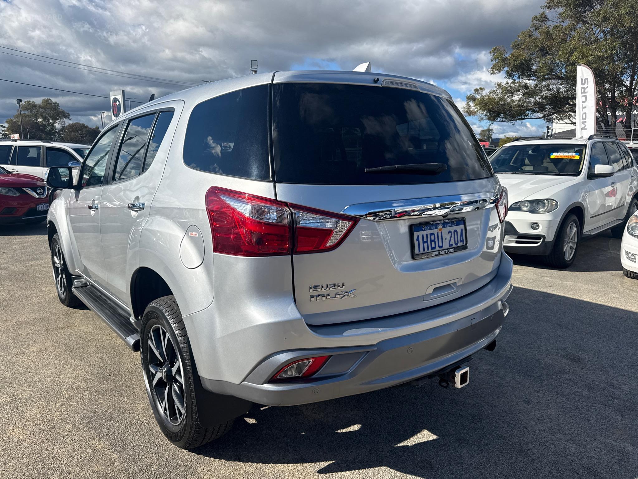 ISUZU MU-X