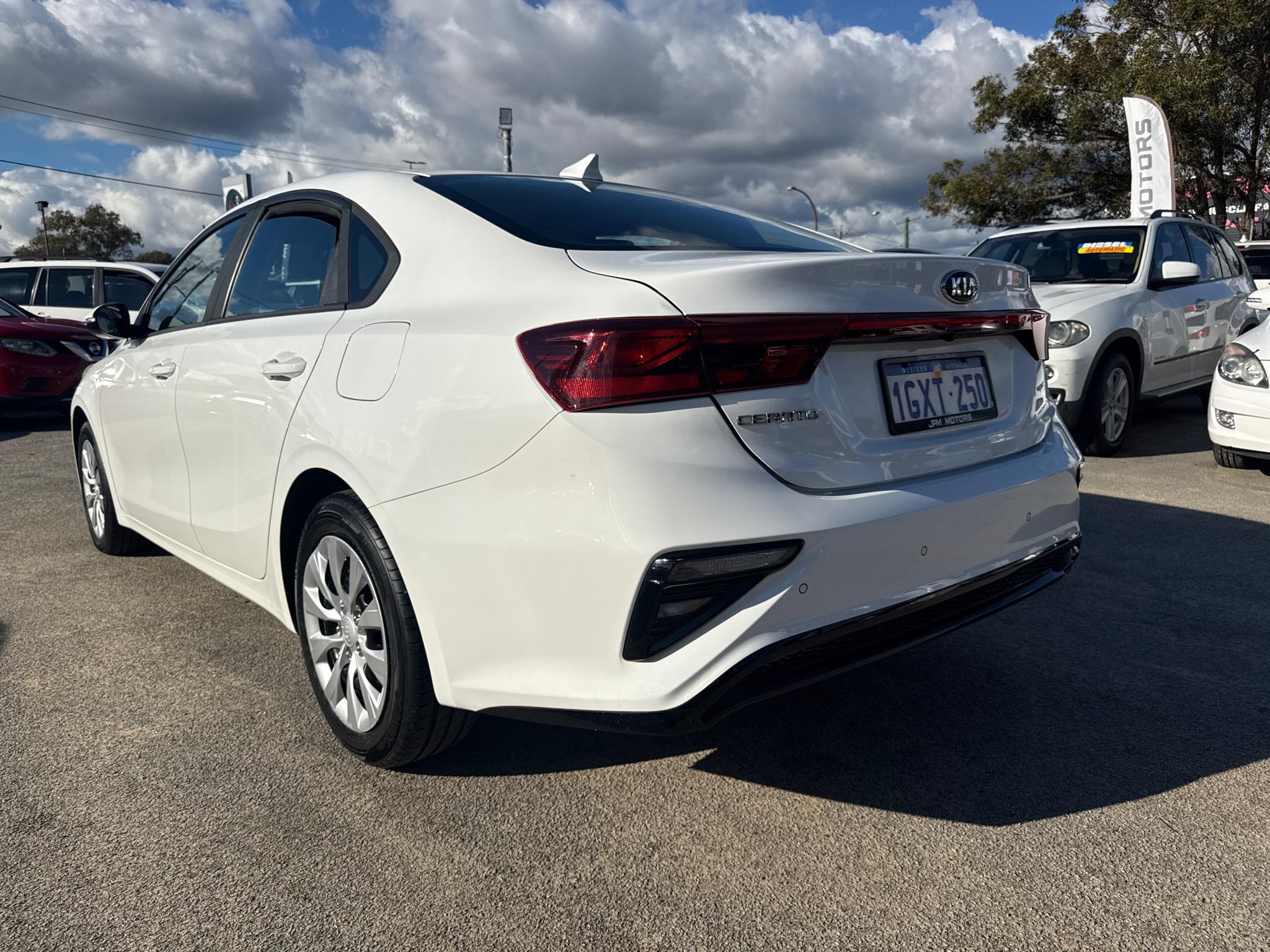 KIA CERATO