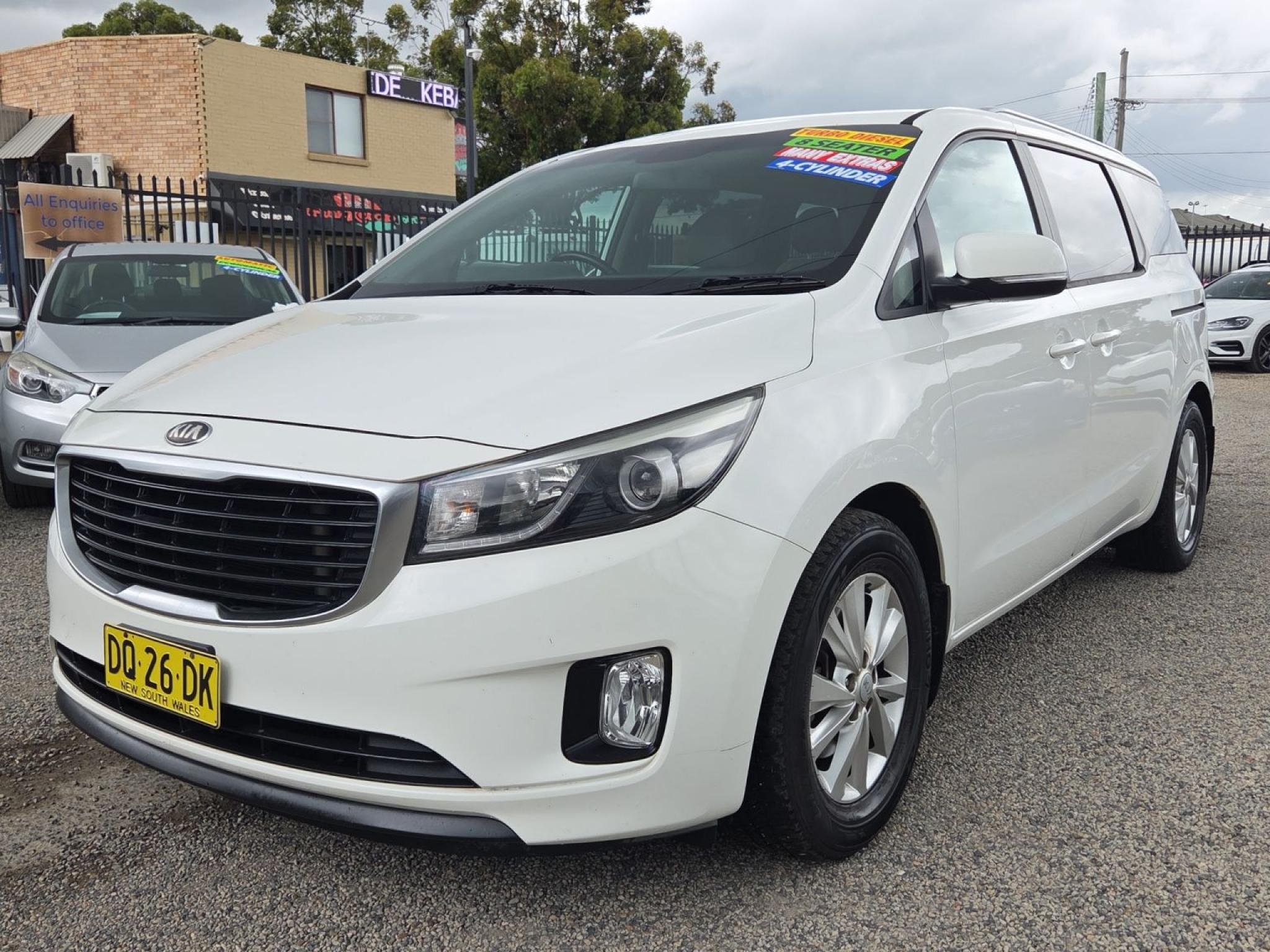 KIA CARNIVAL