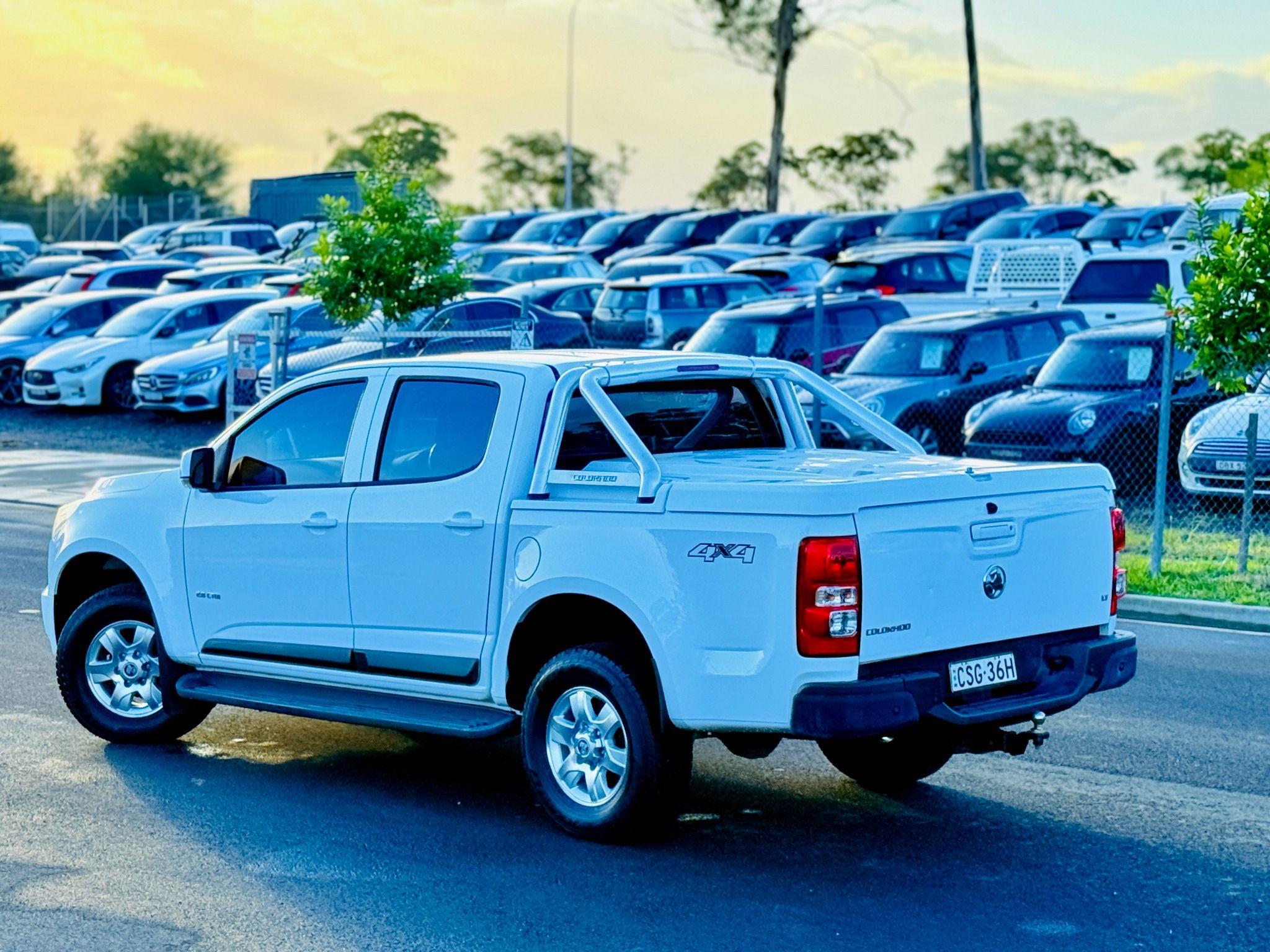 HOLDEN COLORADO