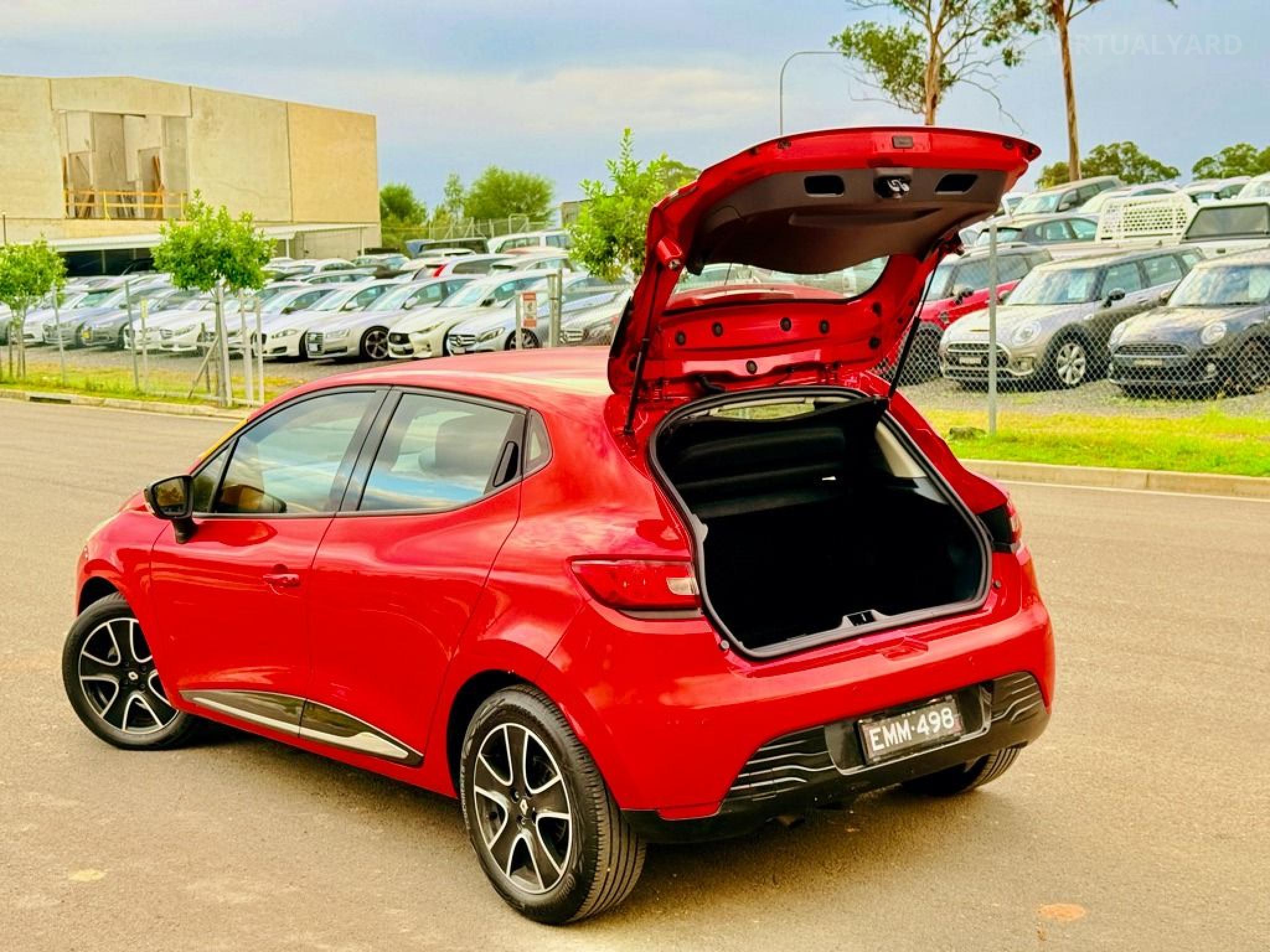 RENAULT CLIO