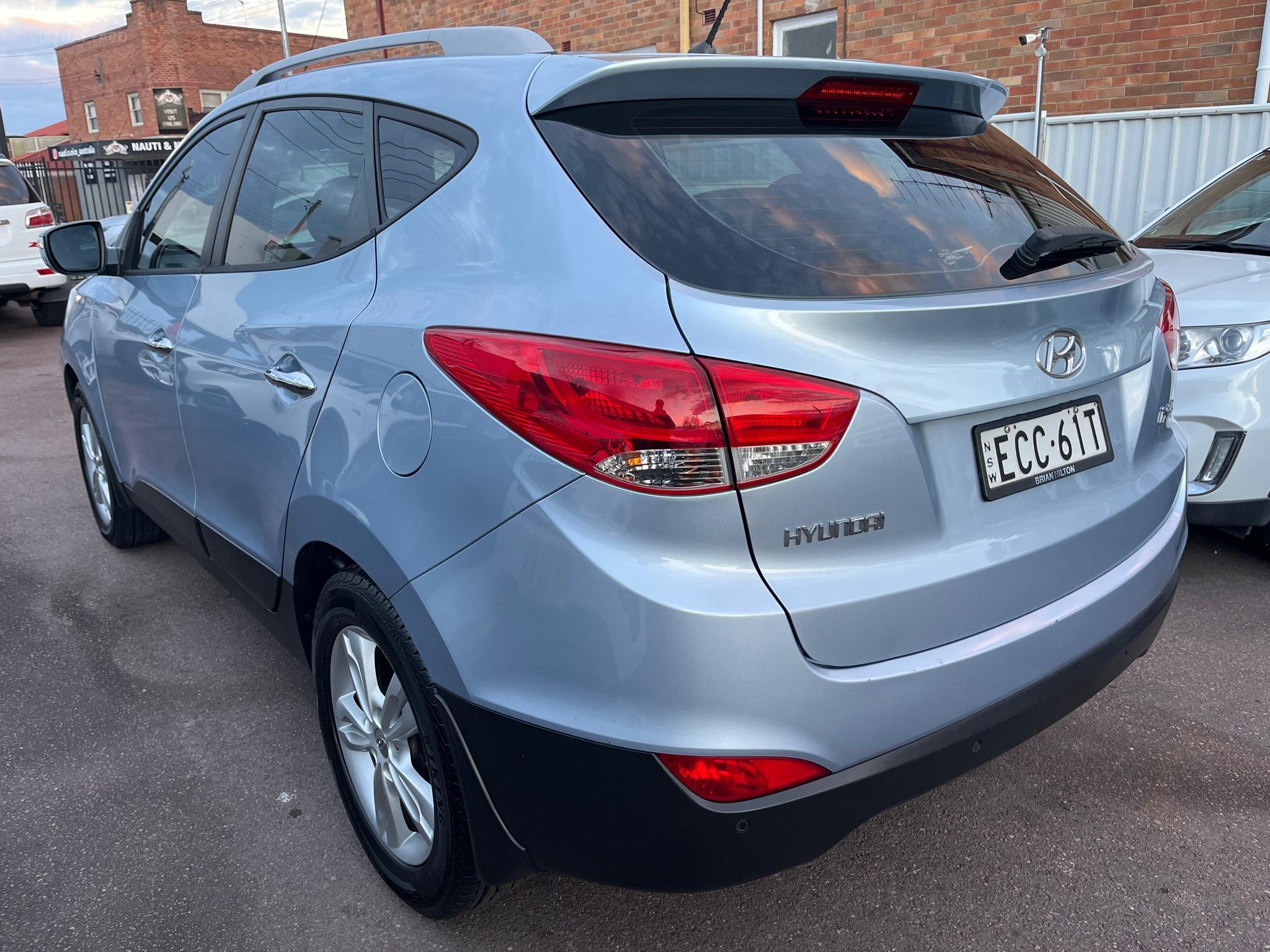HYUNDAI iX35