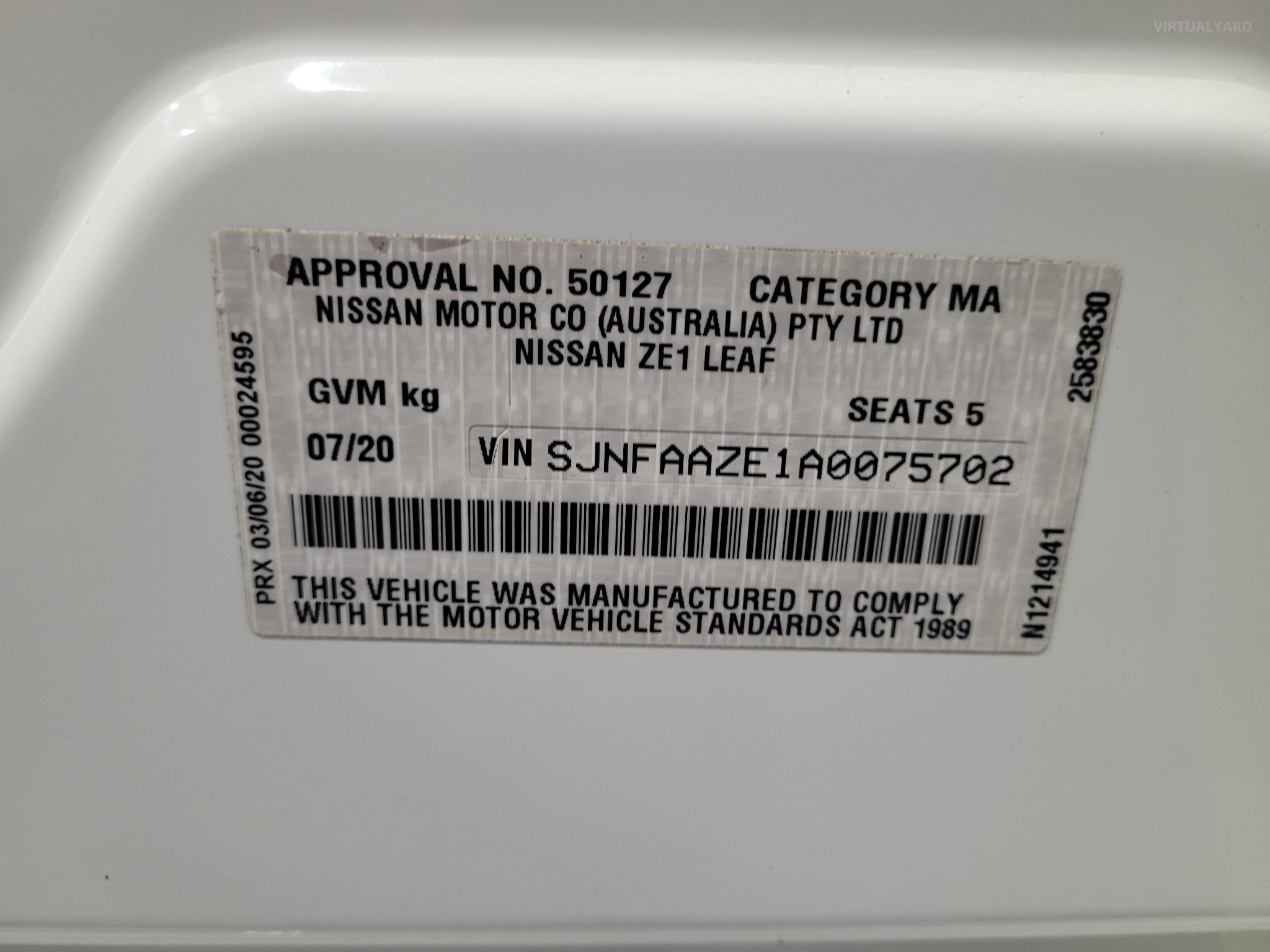 NISSAN LEAF