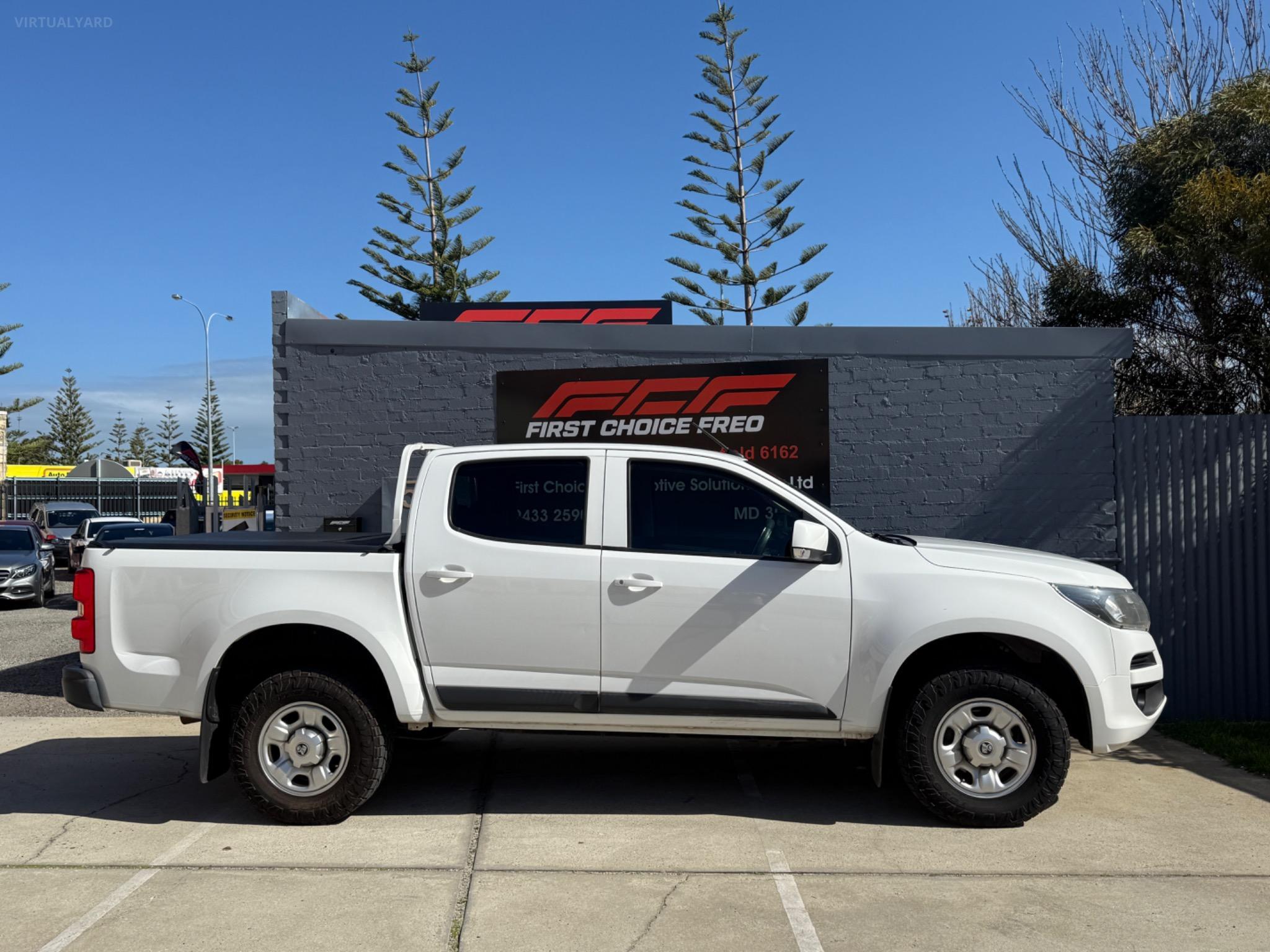 HOLDEN COLORADO