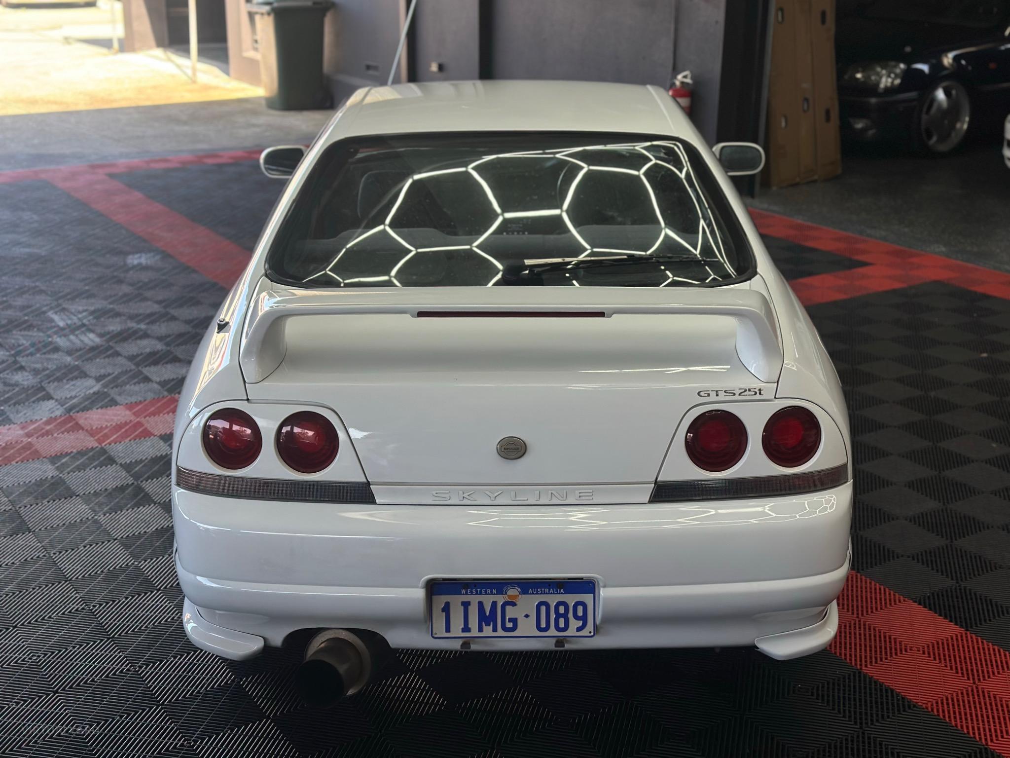 Nissan Skyline