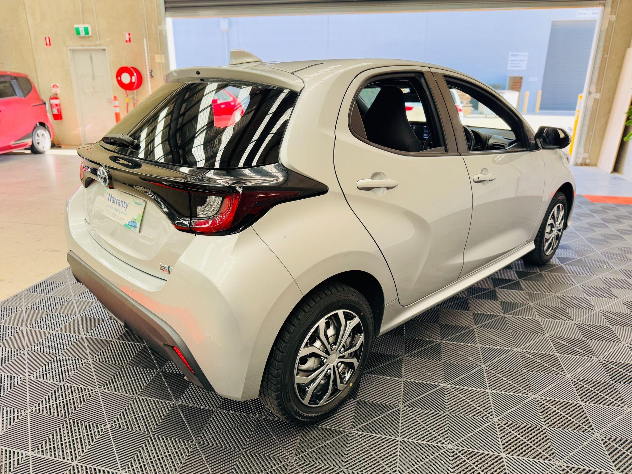 TOYOTA YARIS