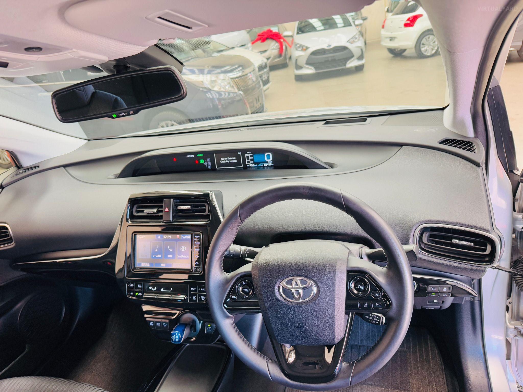 TOYOTA PRIUS 