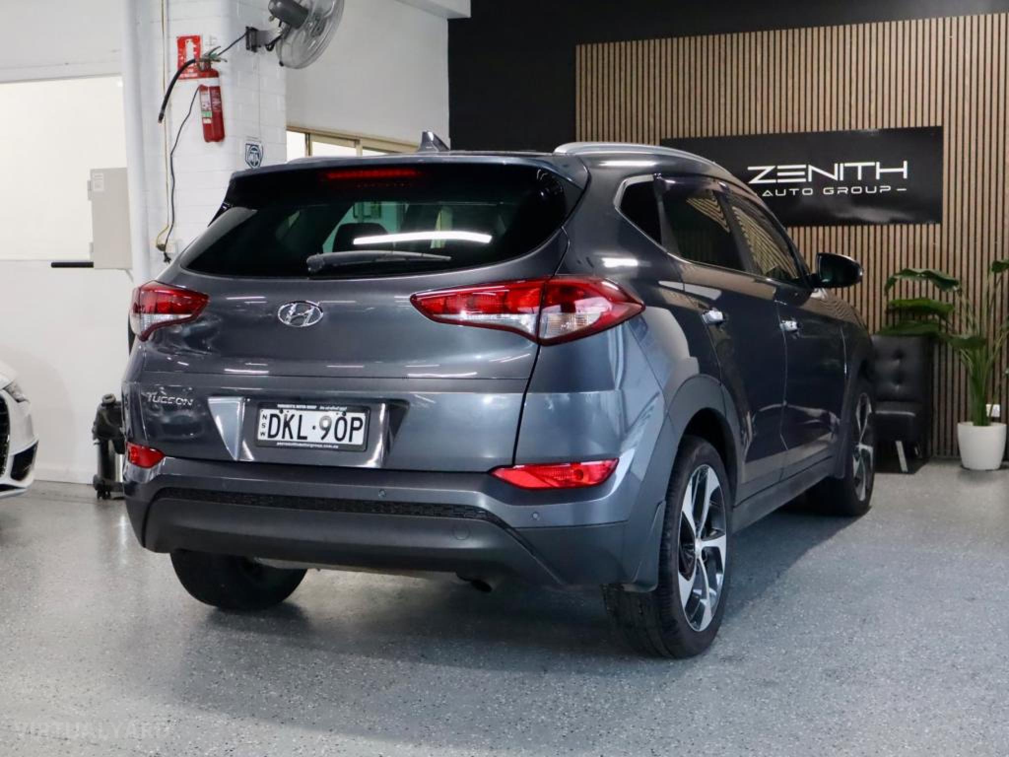 HYUNDAI TUCSON