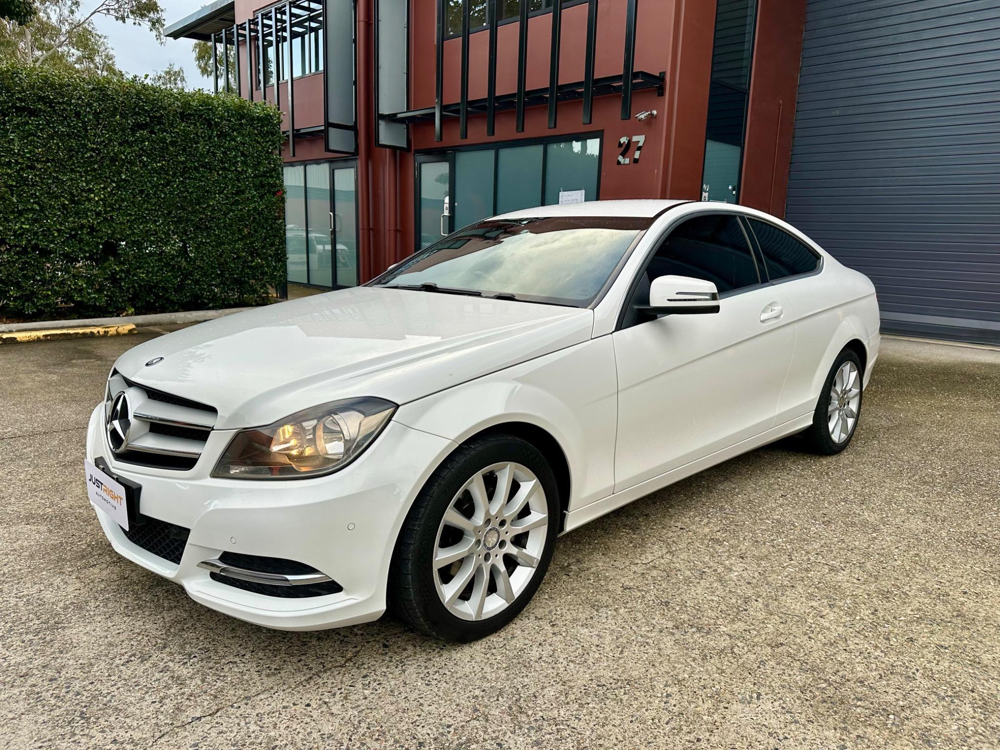 MERCEDES-BENZ C180