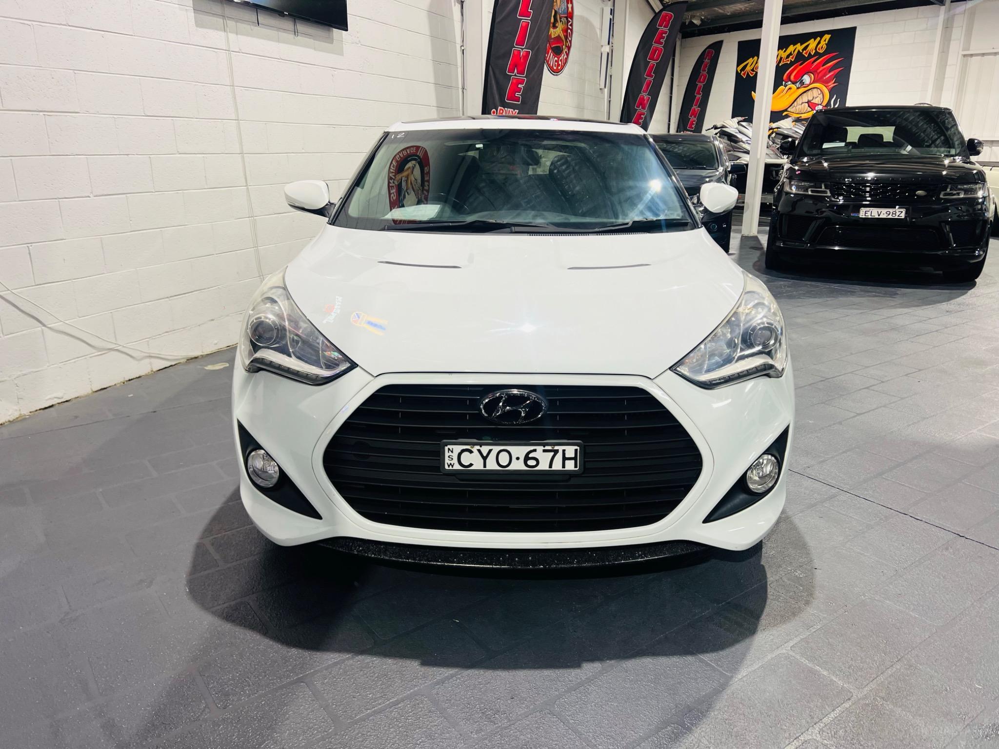 HYUNDAI VELOSTER