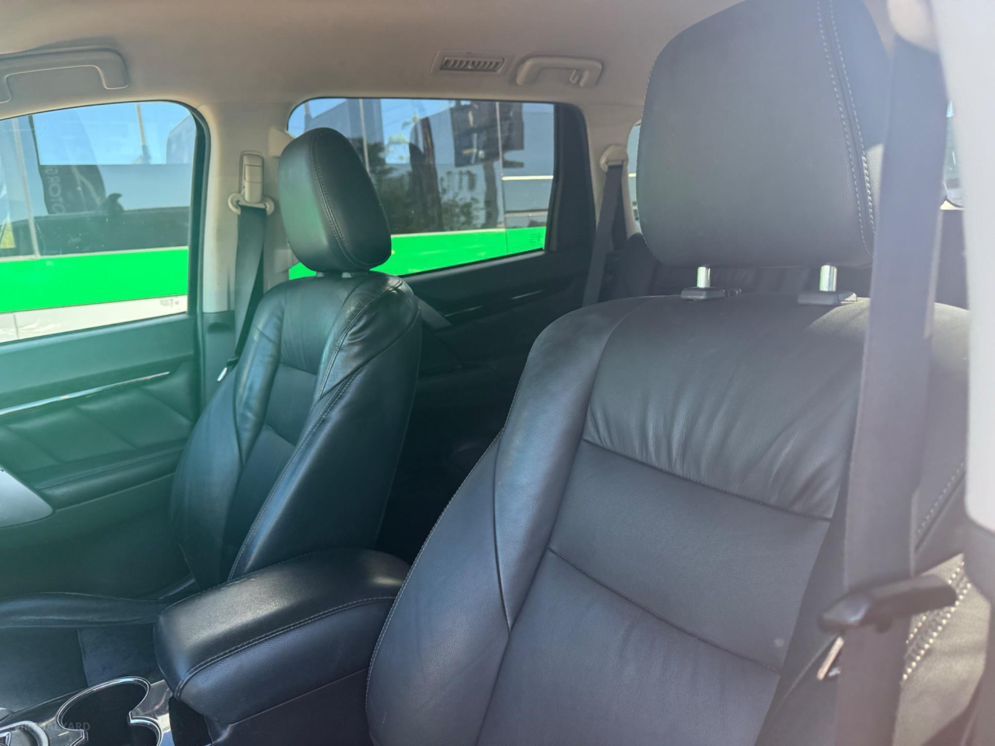 MITSUBISHI PAJERO SPORT