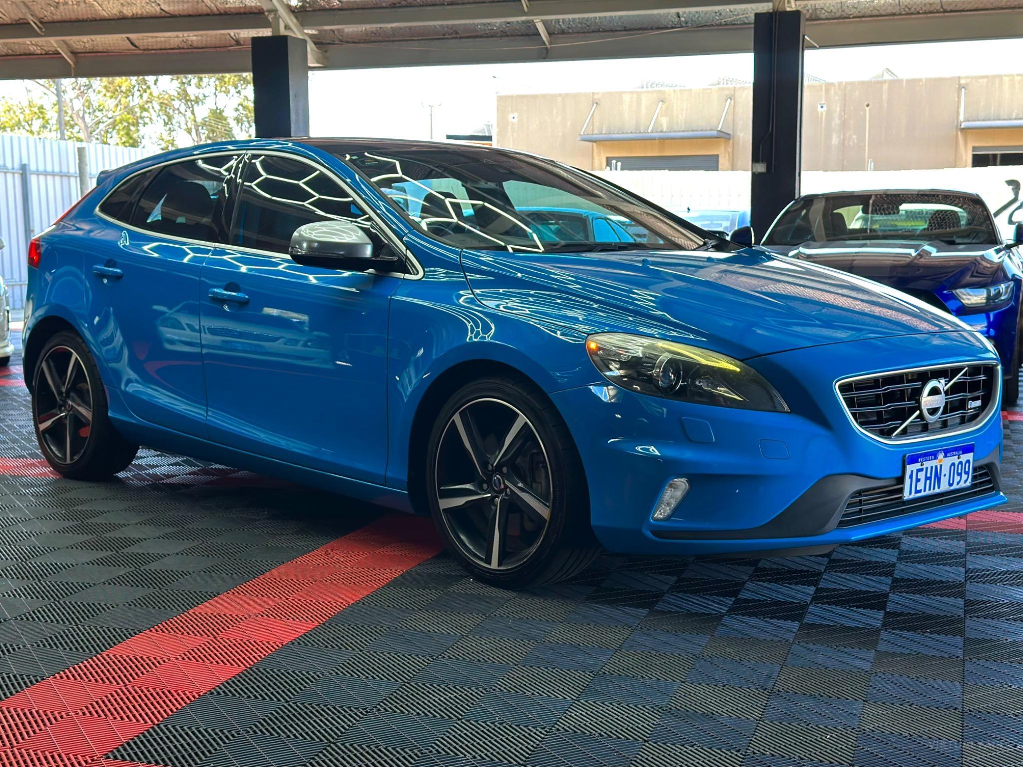 Volvo V40