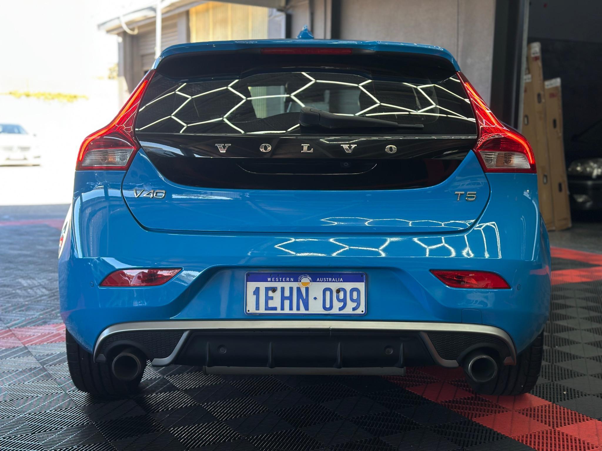 Volvo V40