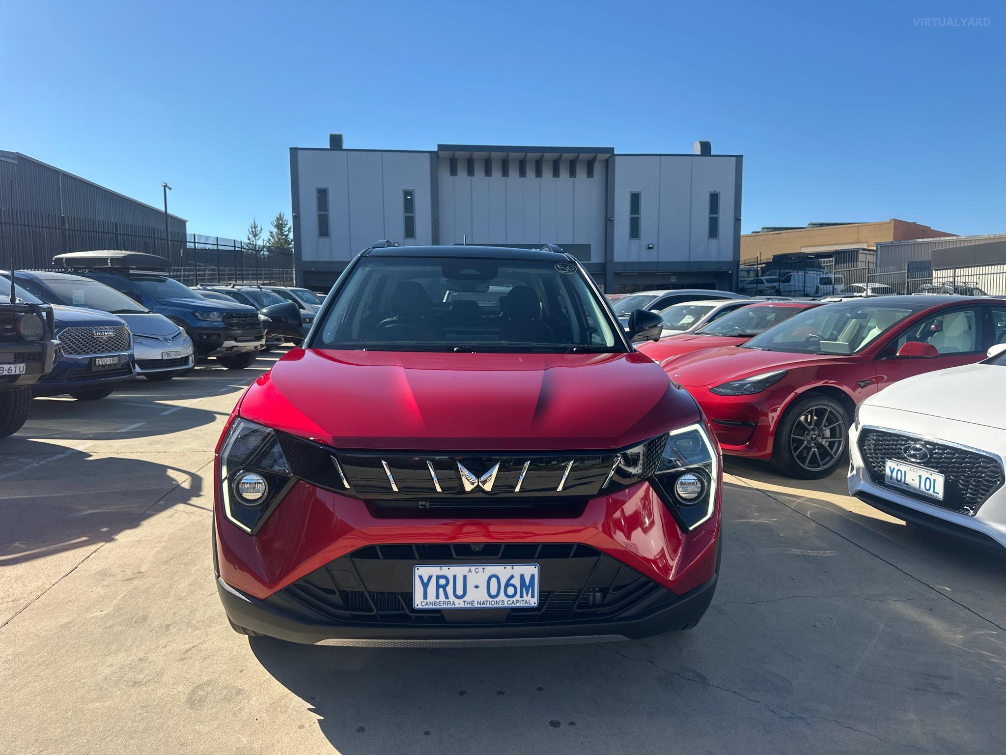 MAHINDRA XUV 3XO