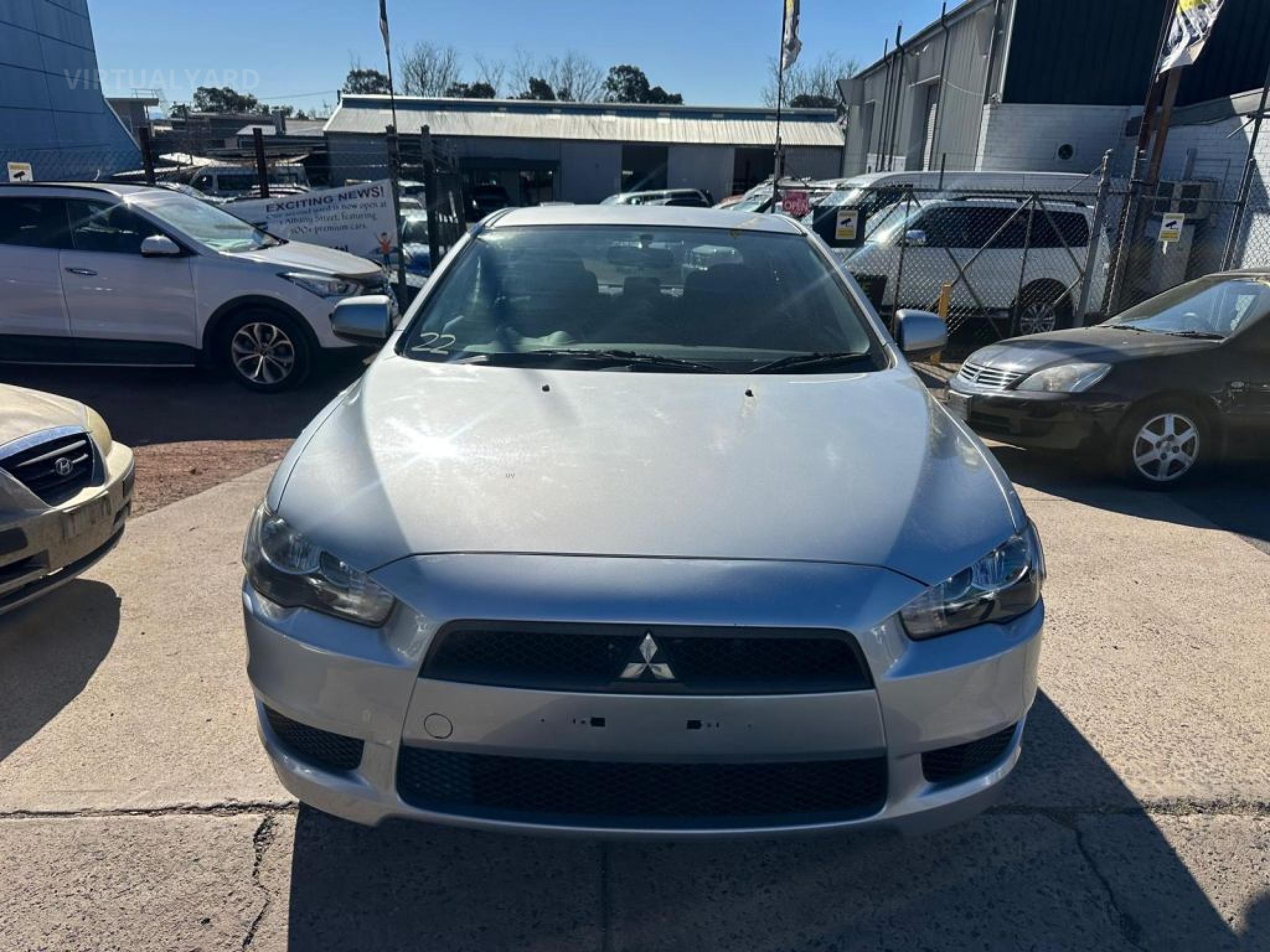 MITSUBISHI LANCER