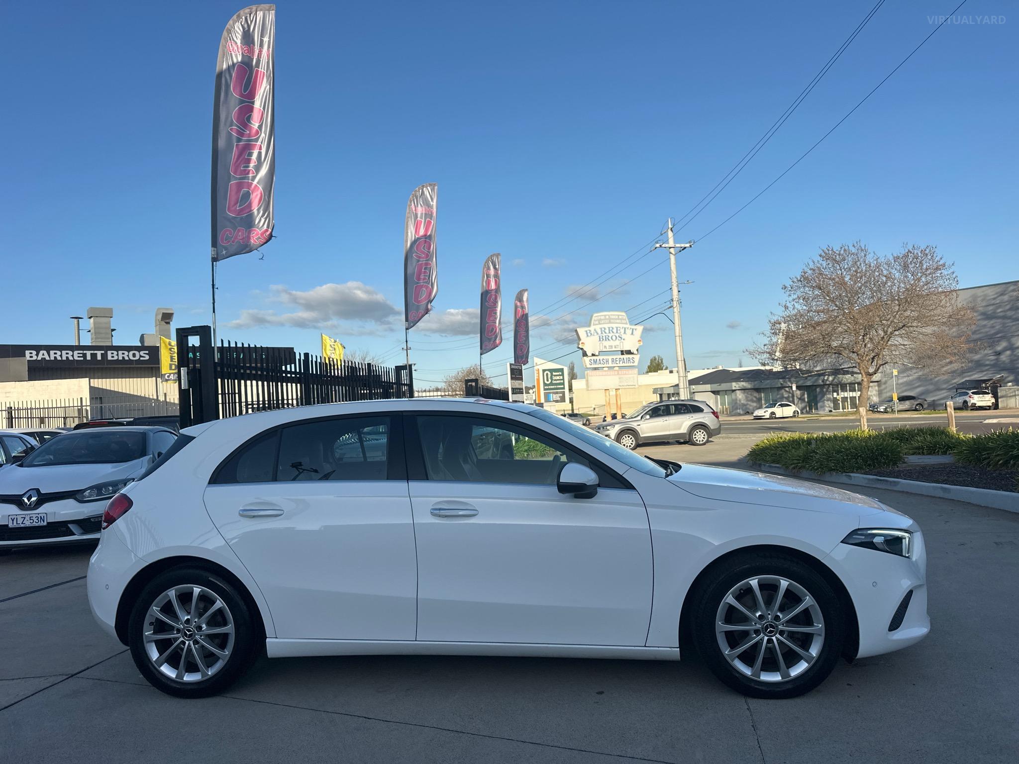 MERCEDES-BENZ A180