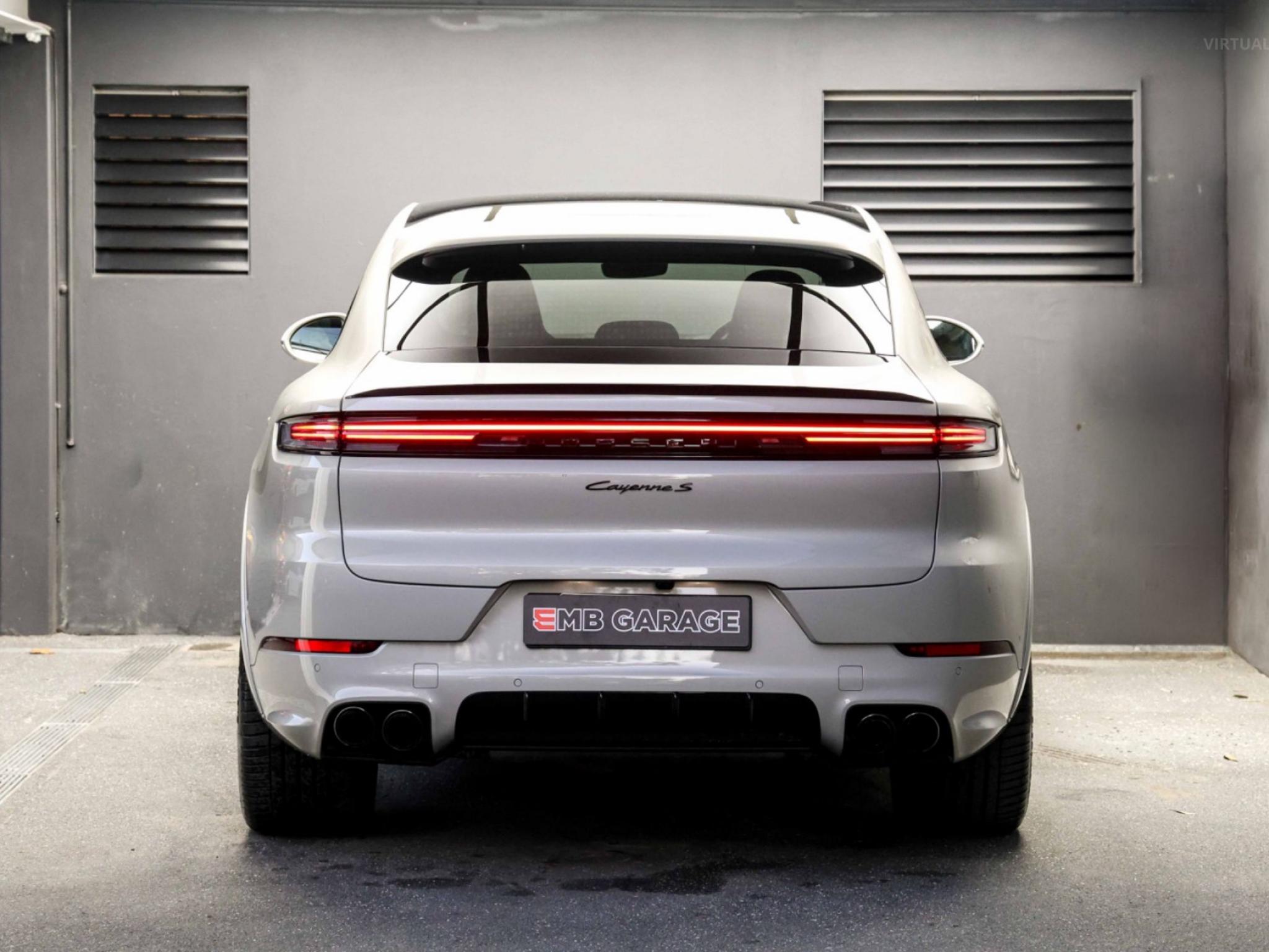 PORSCHE CAYENNE