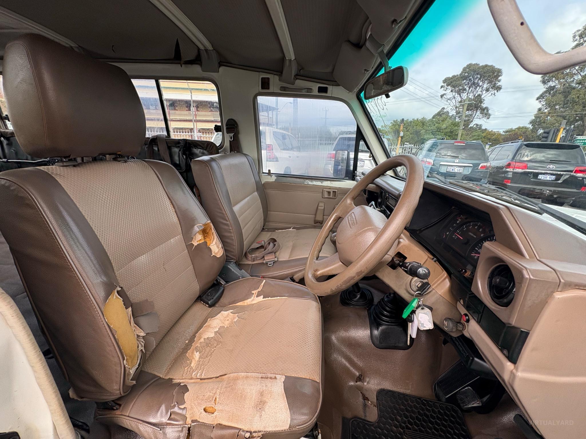 TOYOTA LANDCRUISER