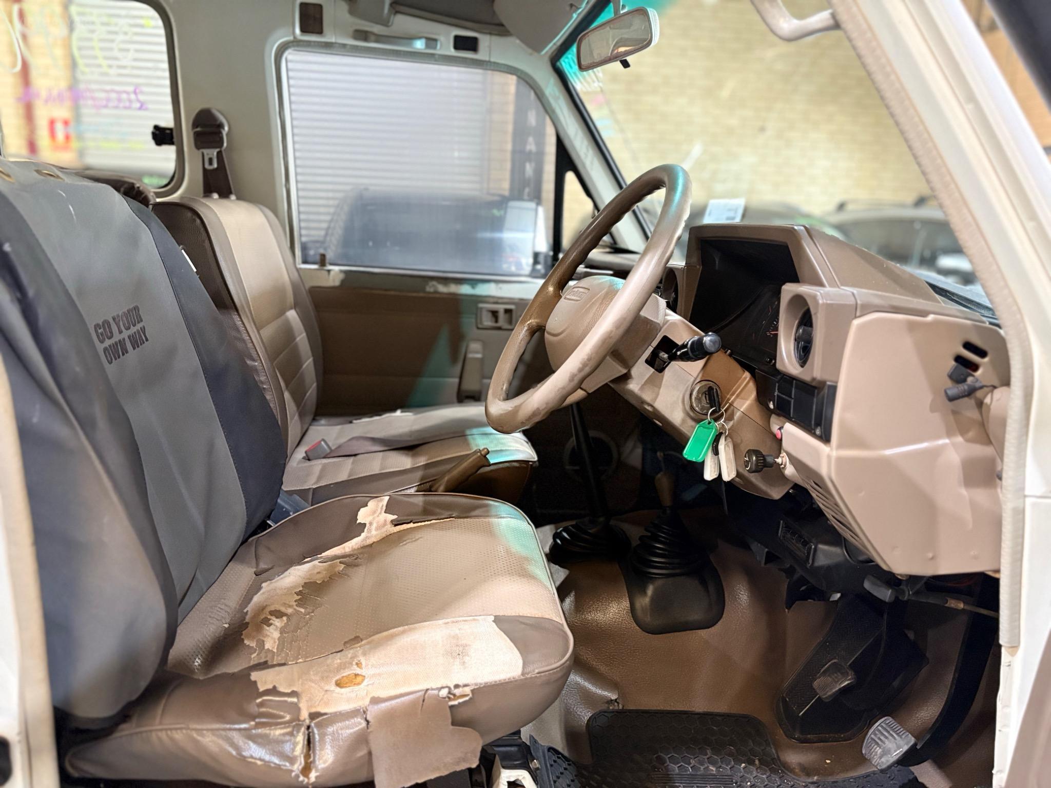 TOYOTA LANDCRUISER