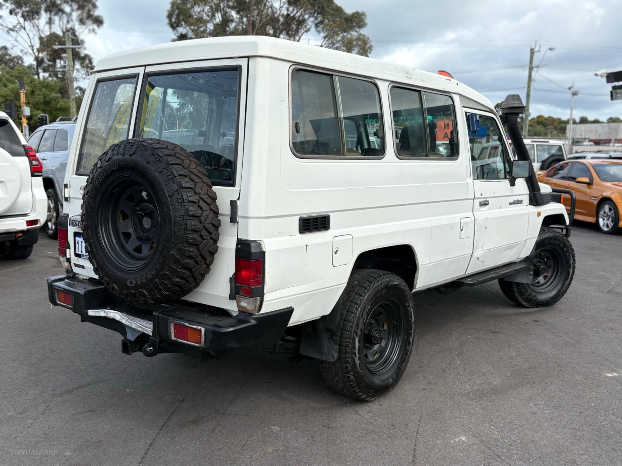 TOYOTA LANDCRUISER