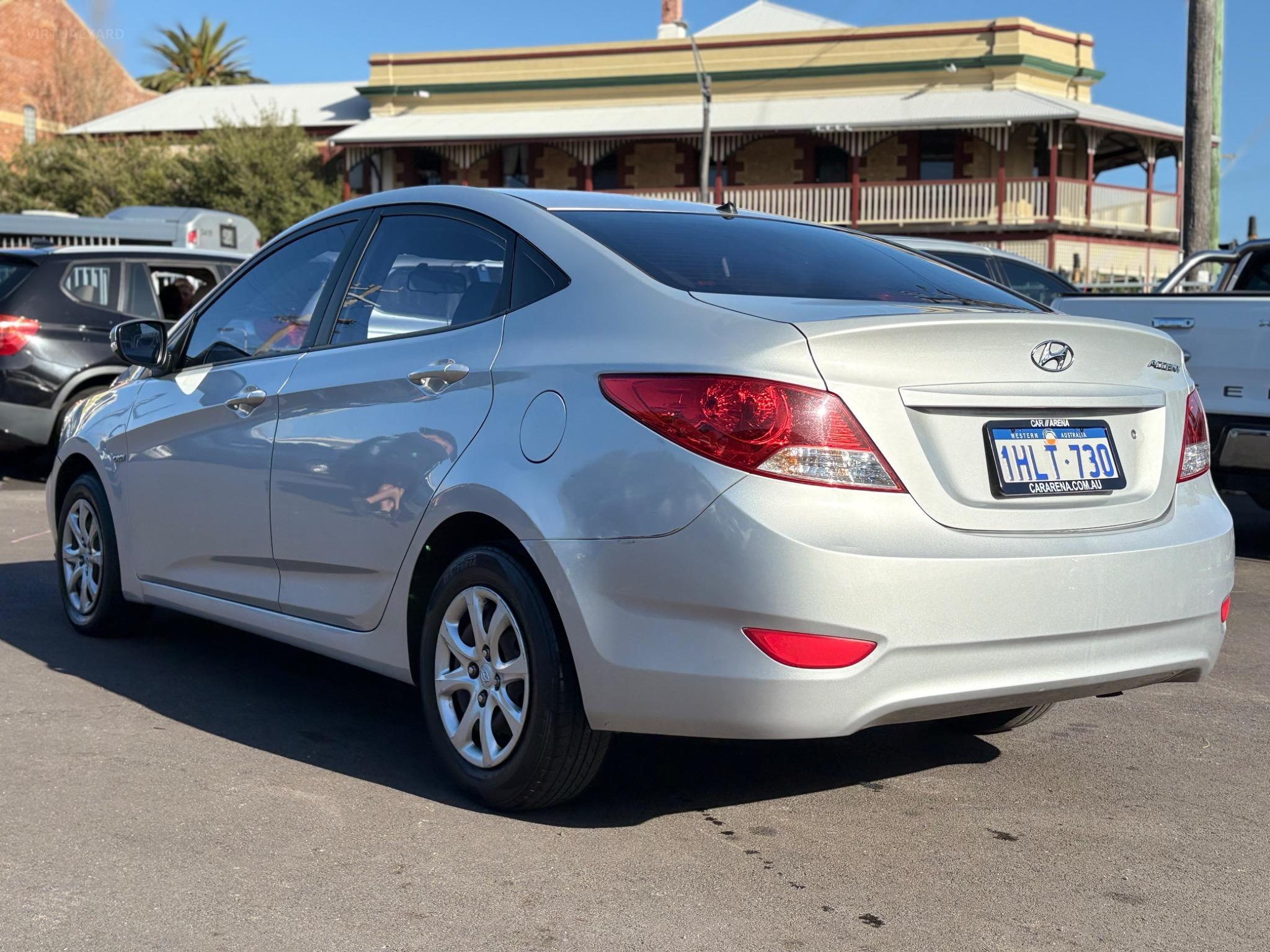 HYUNDAI ACCENT