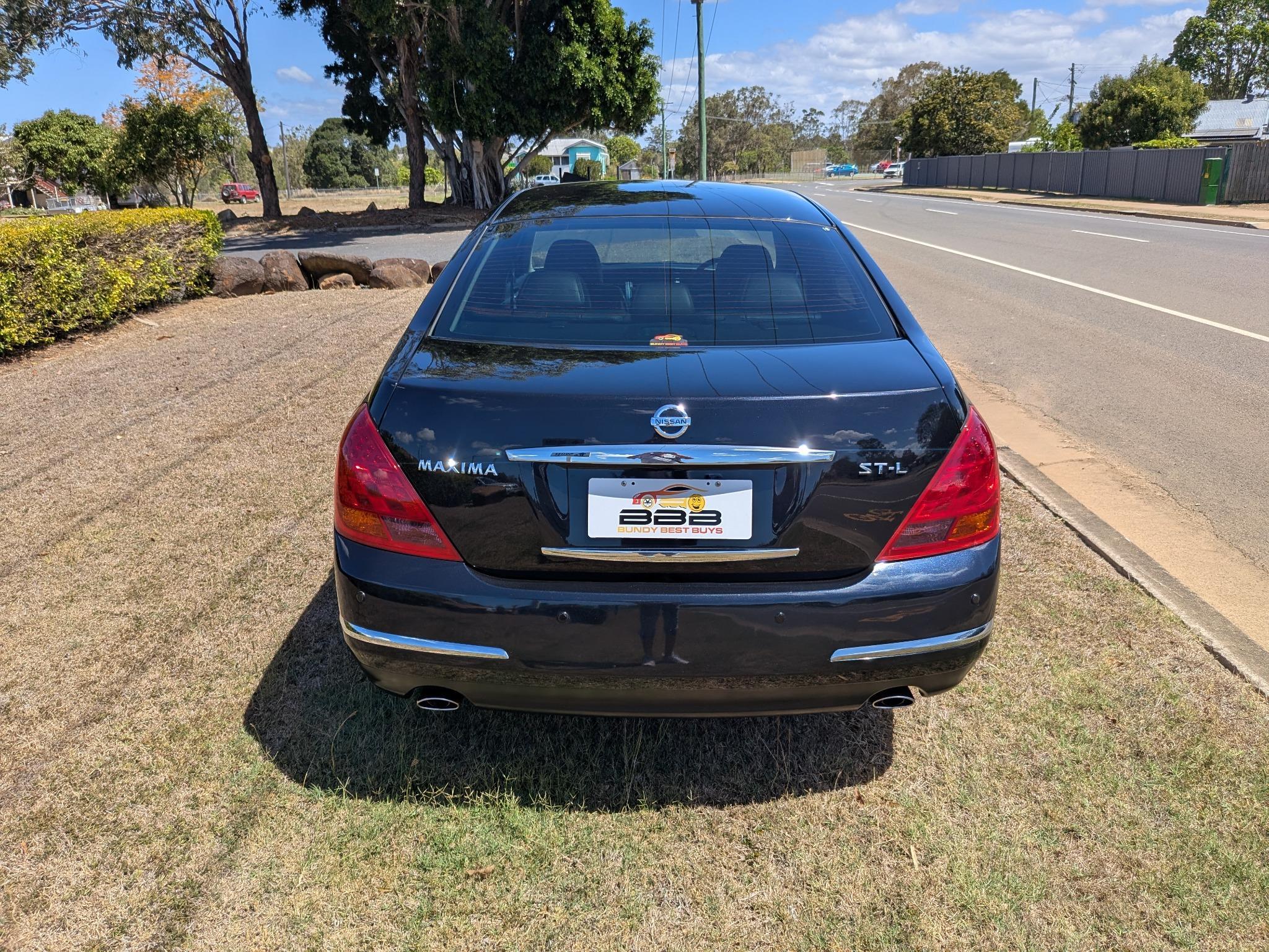 NISSAN MAXIMA