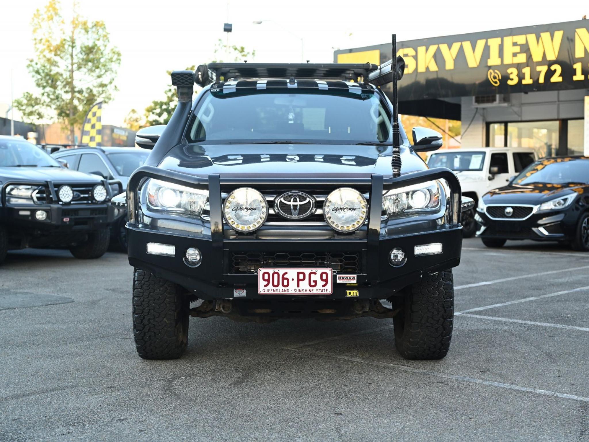 Toyota Hilux