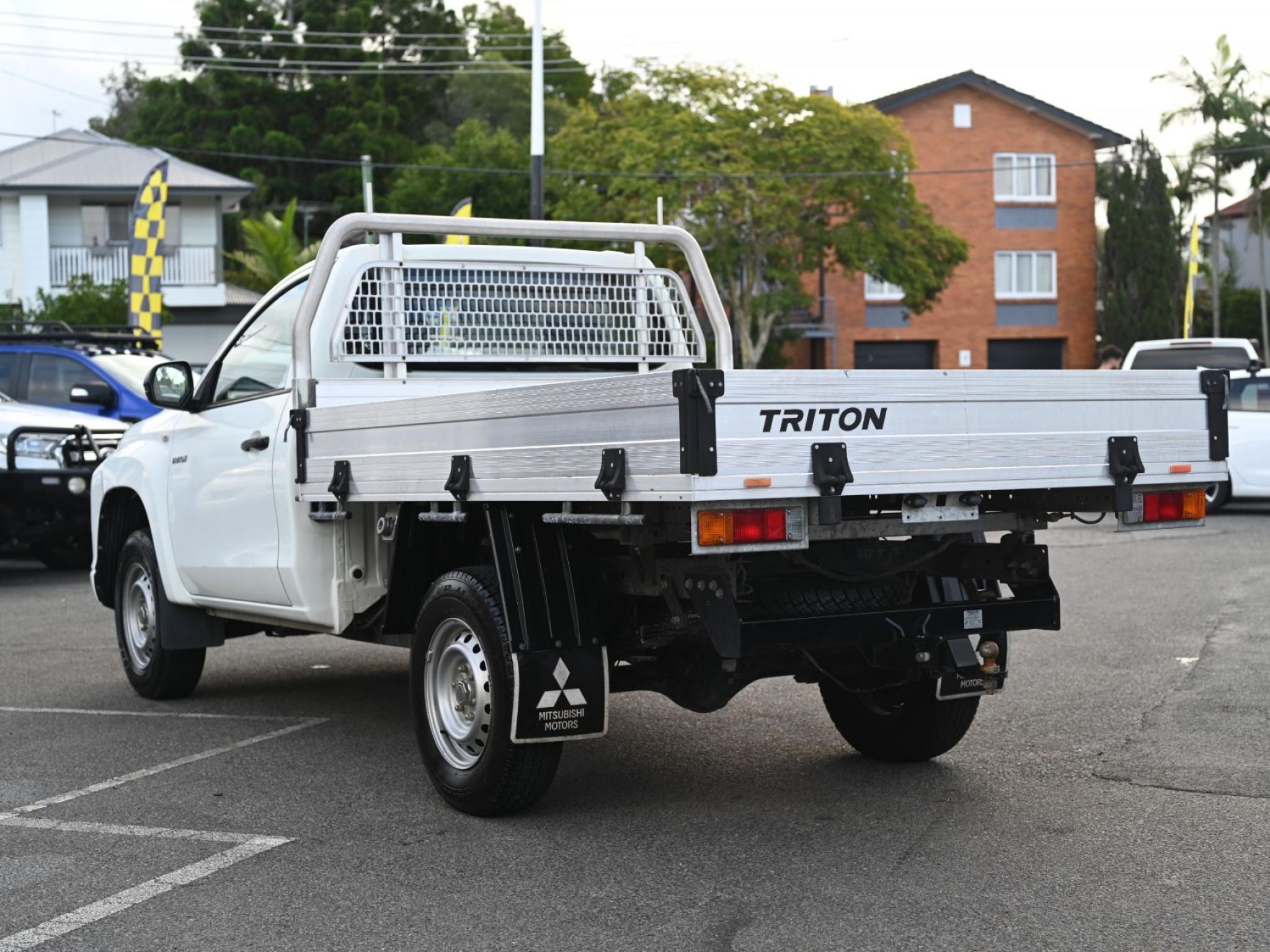 Mitsubishi Triton