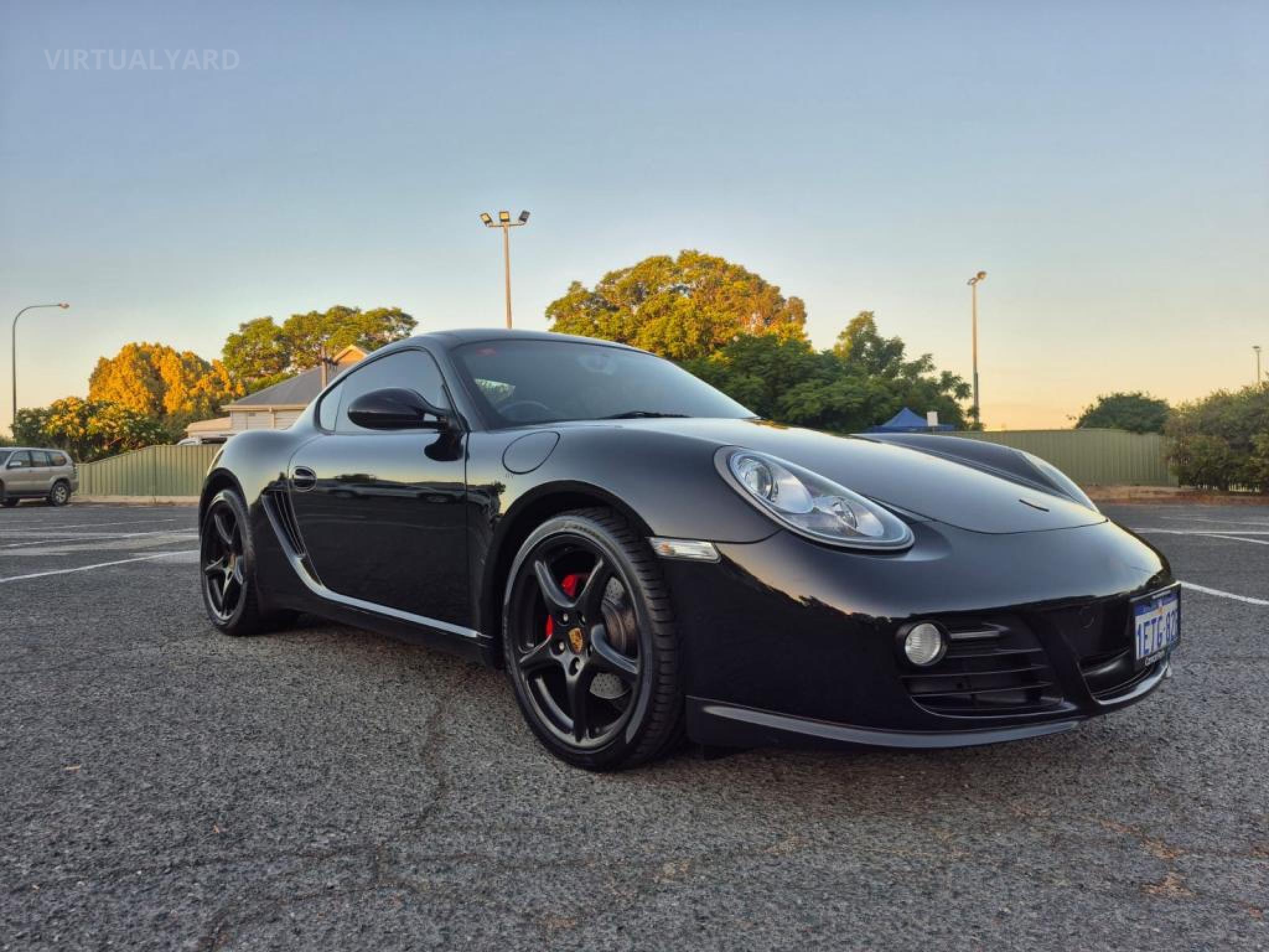 PORSCHE CAYMAN