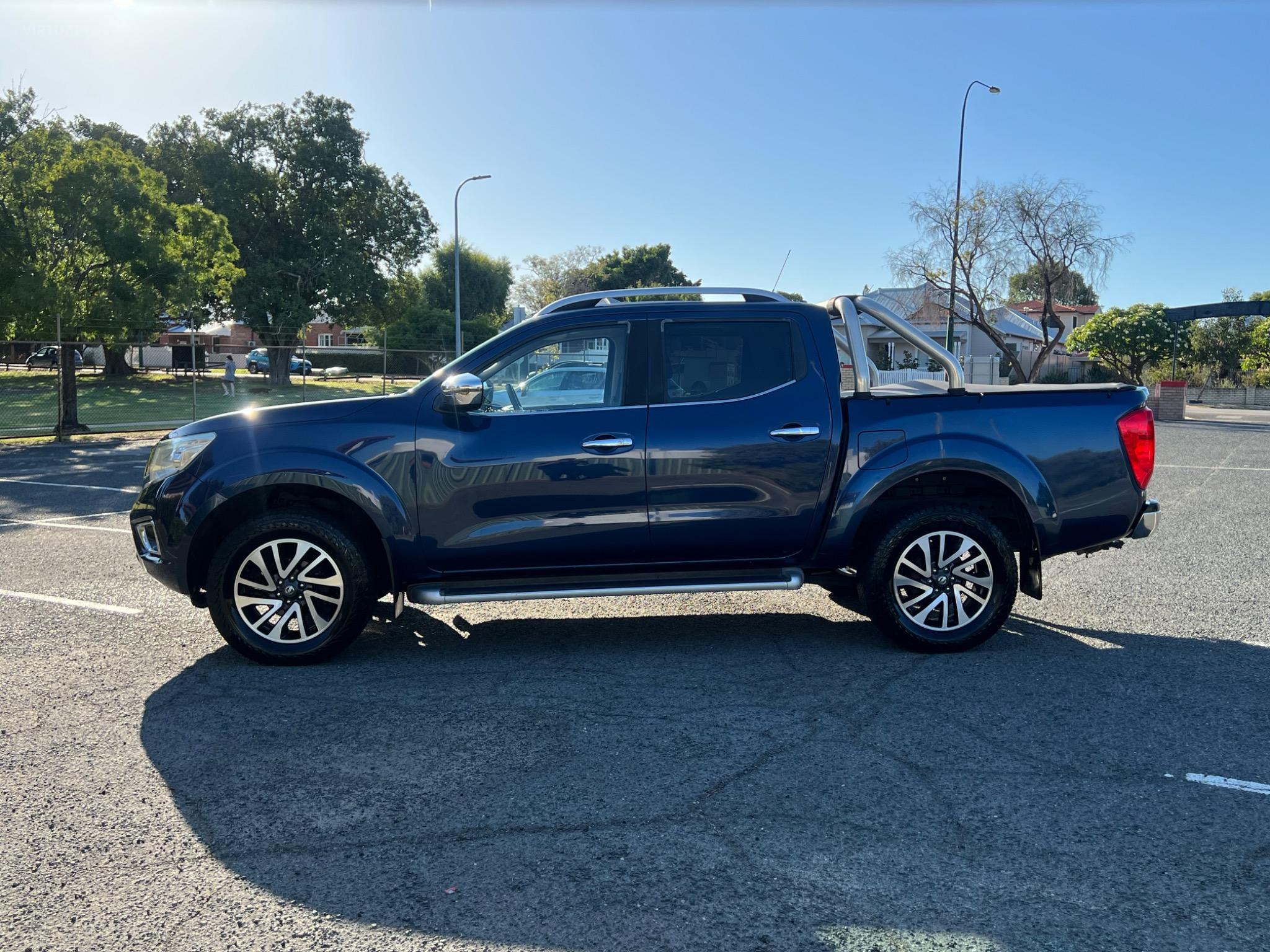 NISSAN NAVARA