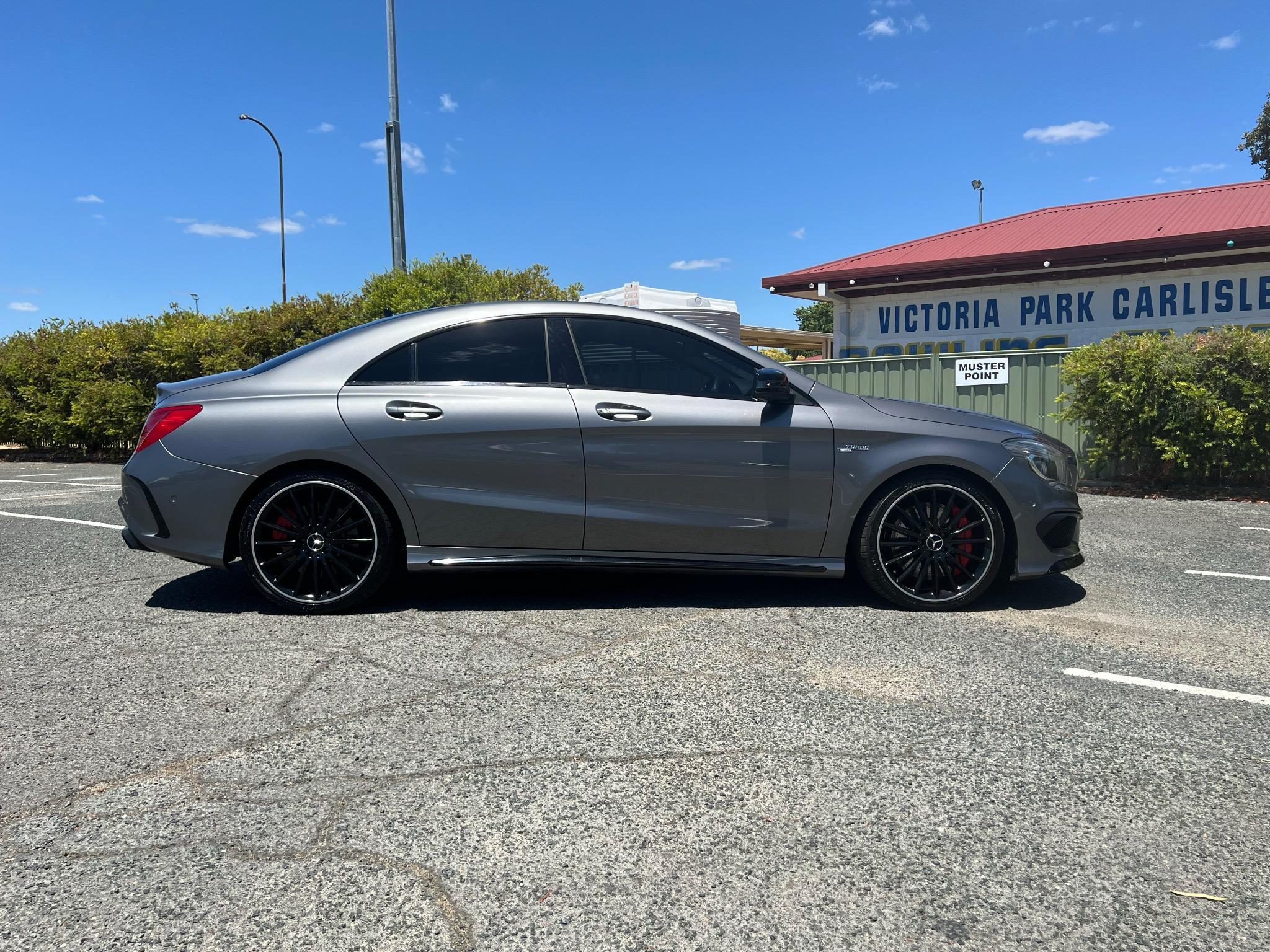 MERCEDES-BENZ CLA