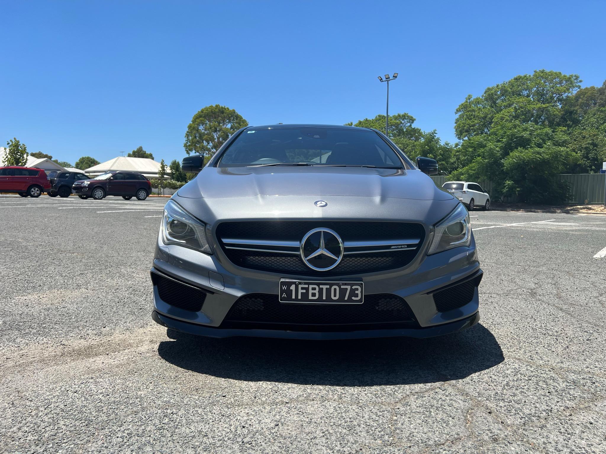 MERCEDES-BENZ CLA