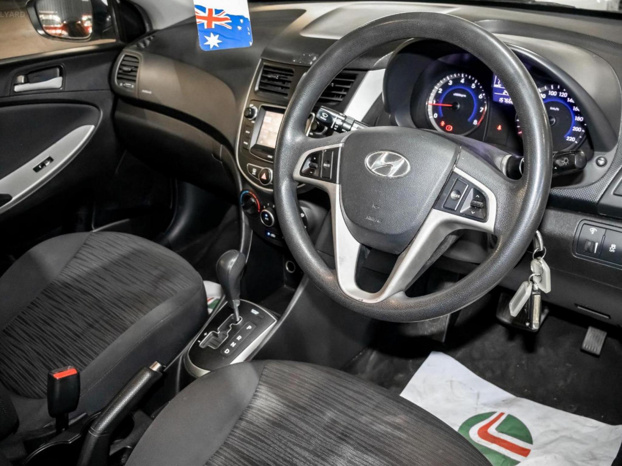HYUNDAI ACCENT