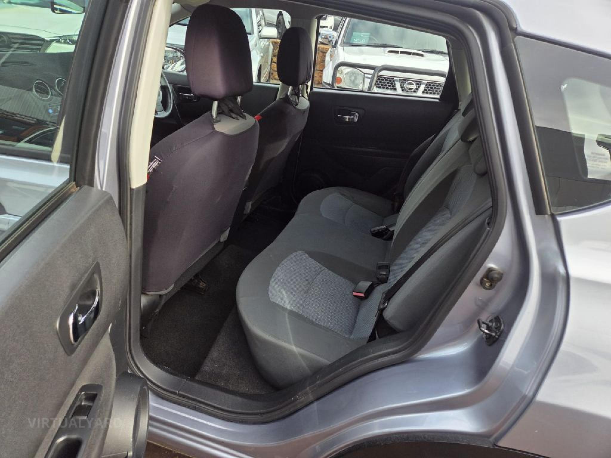 NISSAN DUALIS