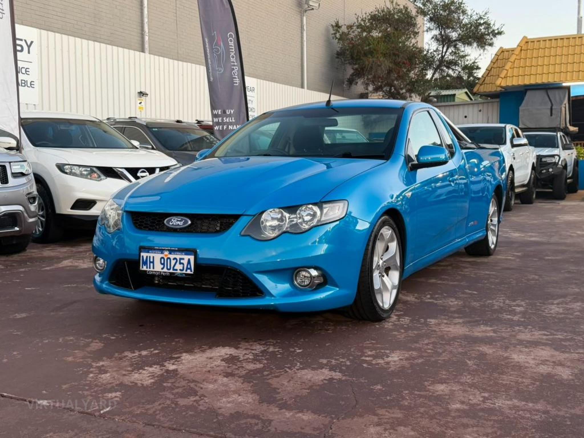 FORD FALCON