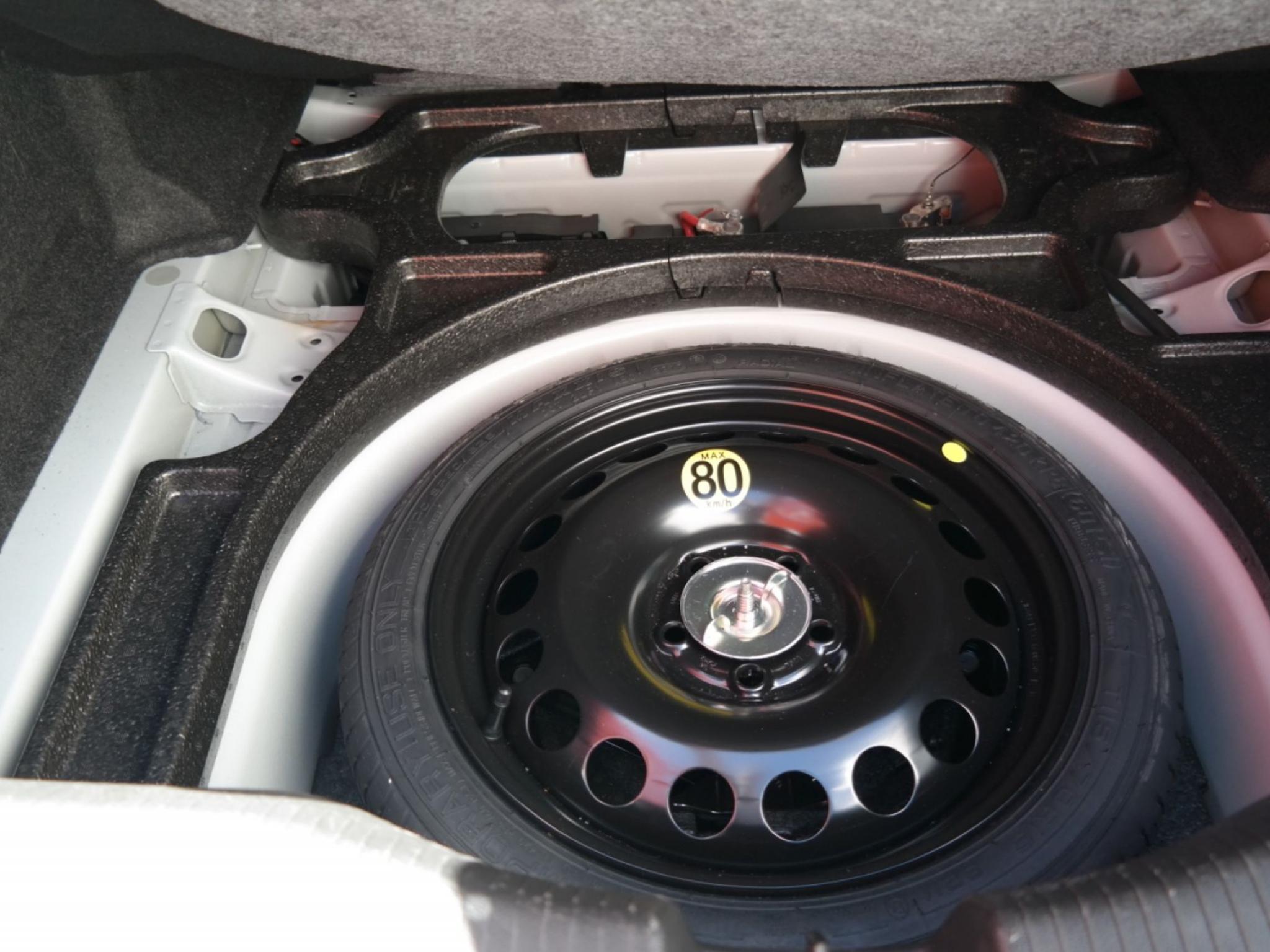 HOLDEN ASTRA