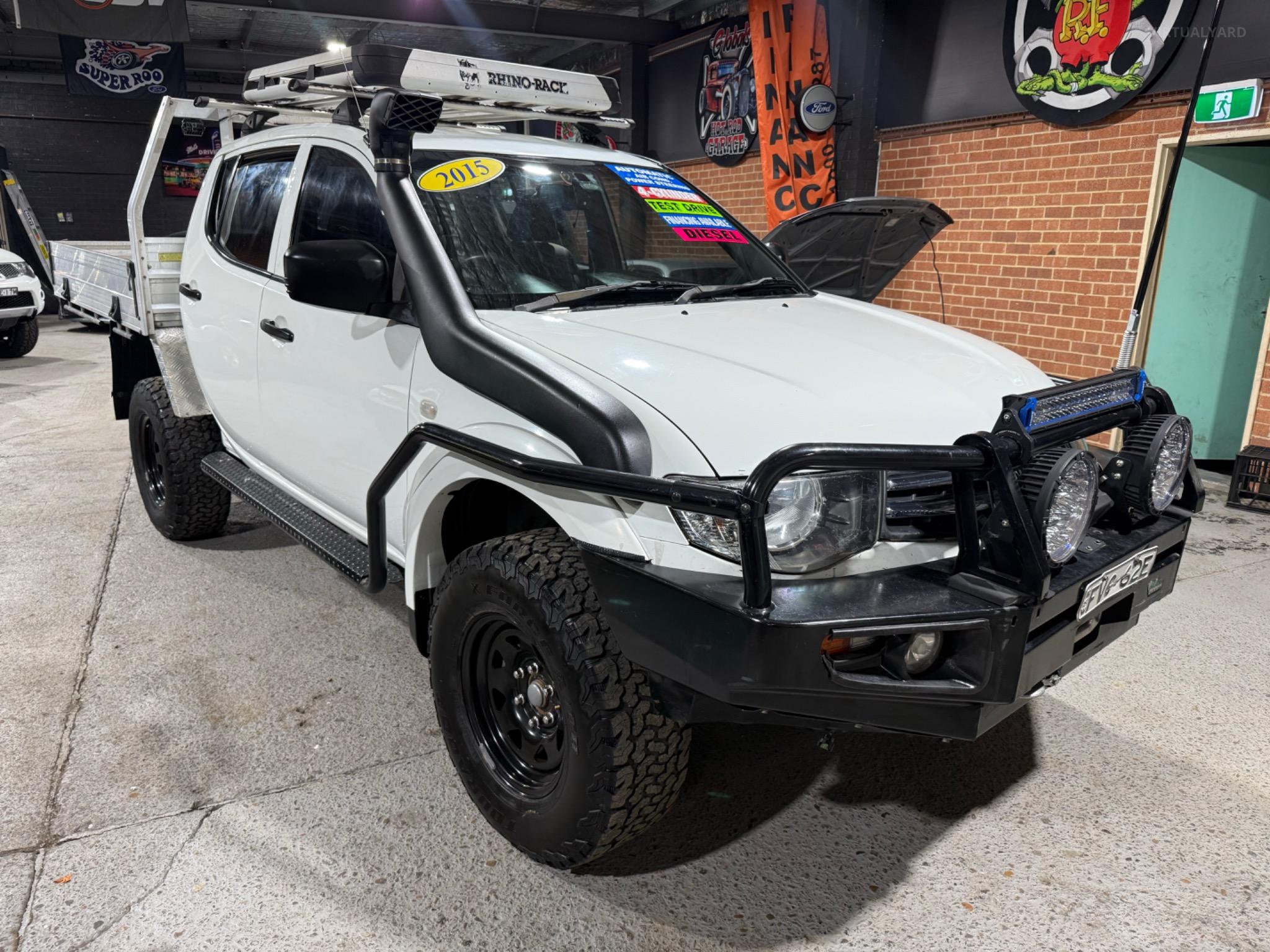 MITSUBISHI TRITON