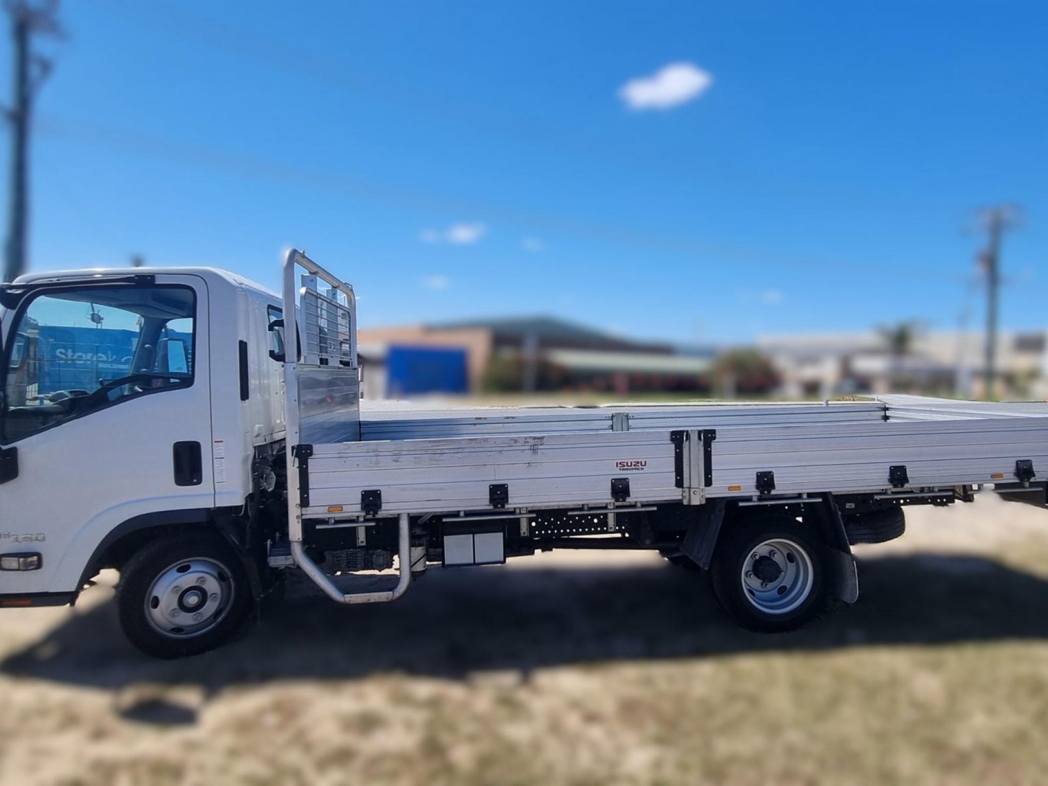 Isuzu N SERIES