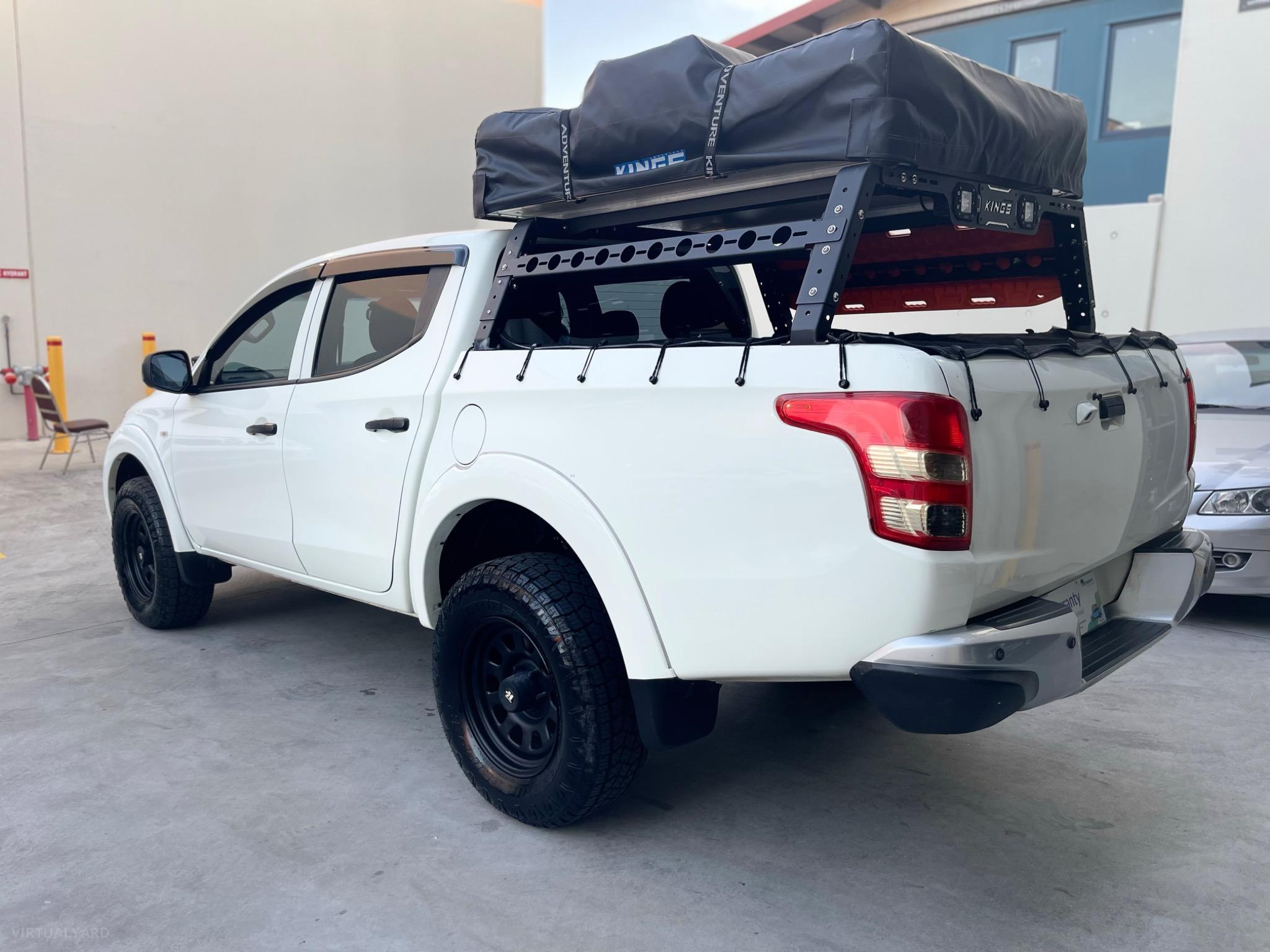 MITSUBISHI TRITON