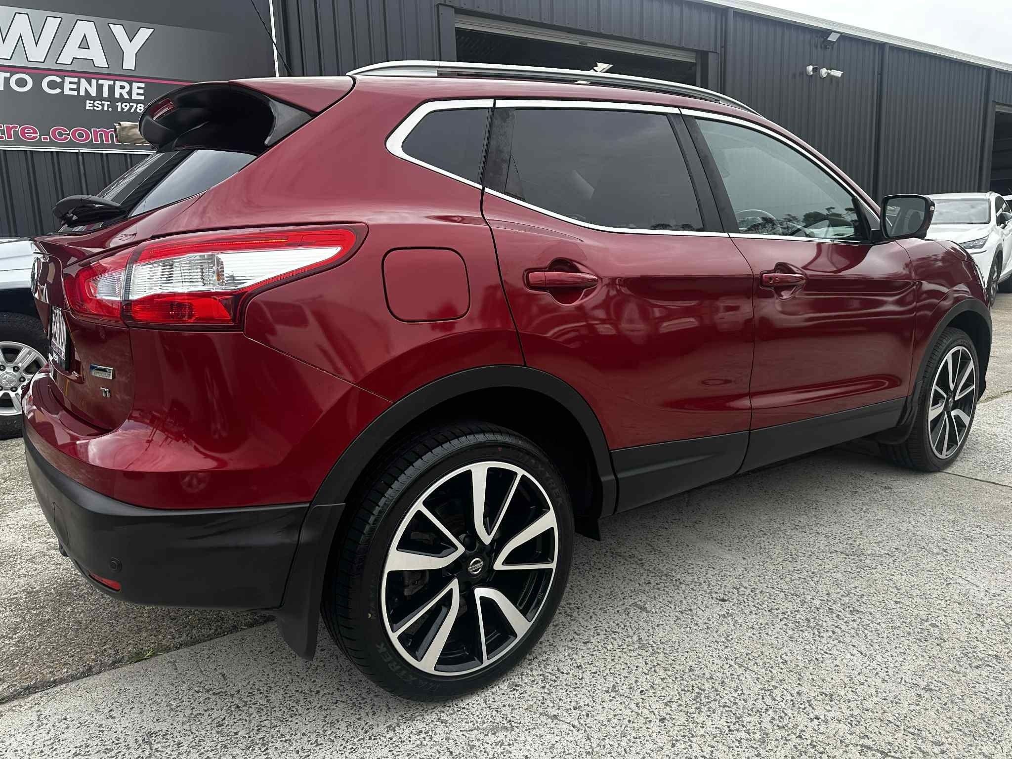 NISSAN QASHQAI
