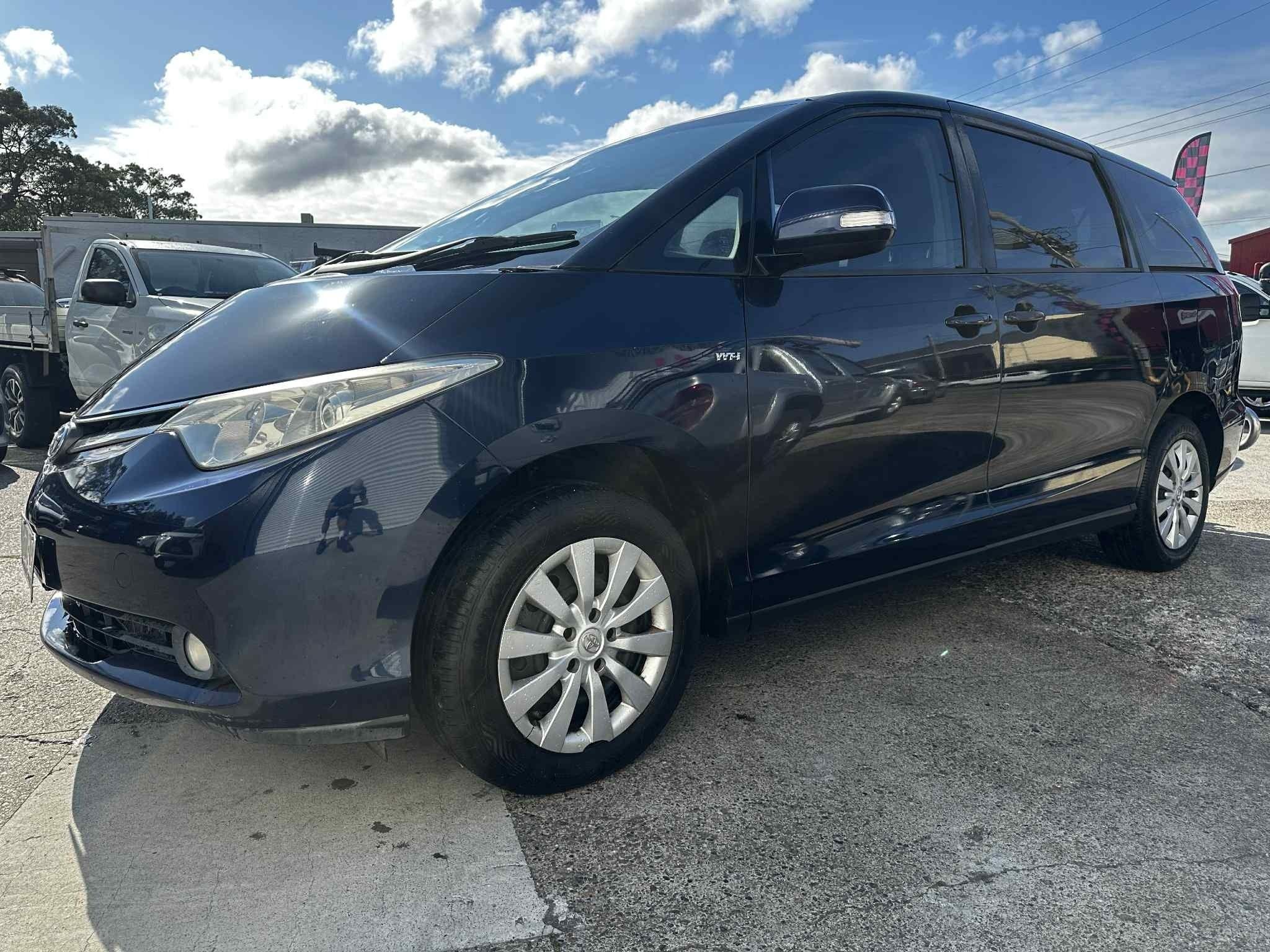 TOYOTA TARAGO