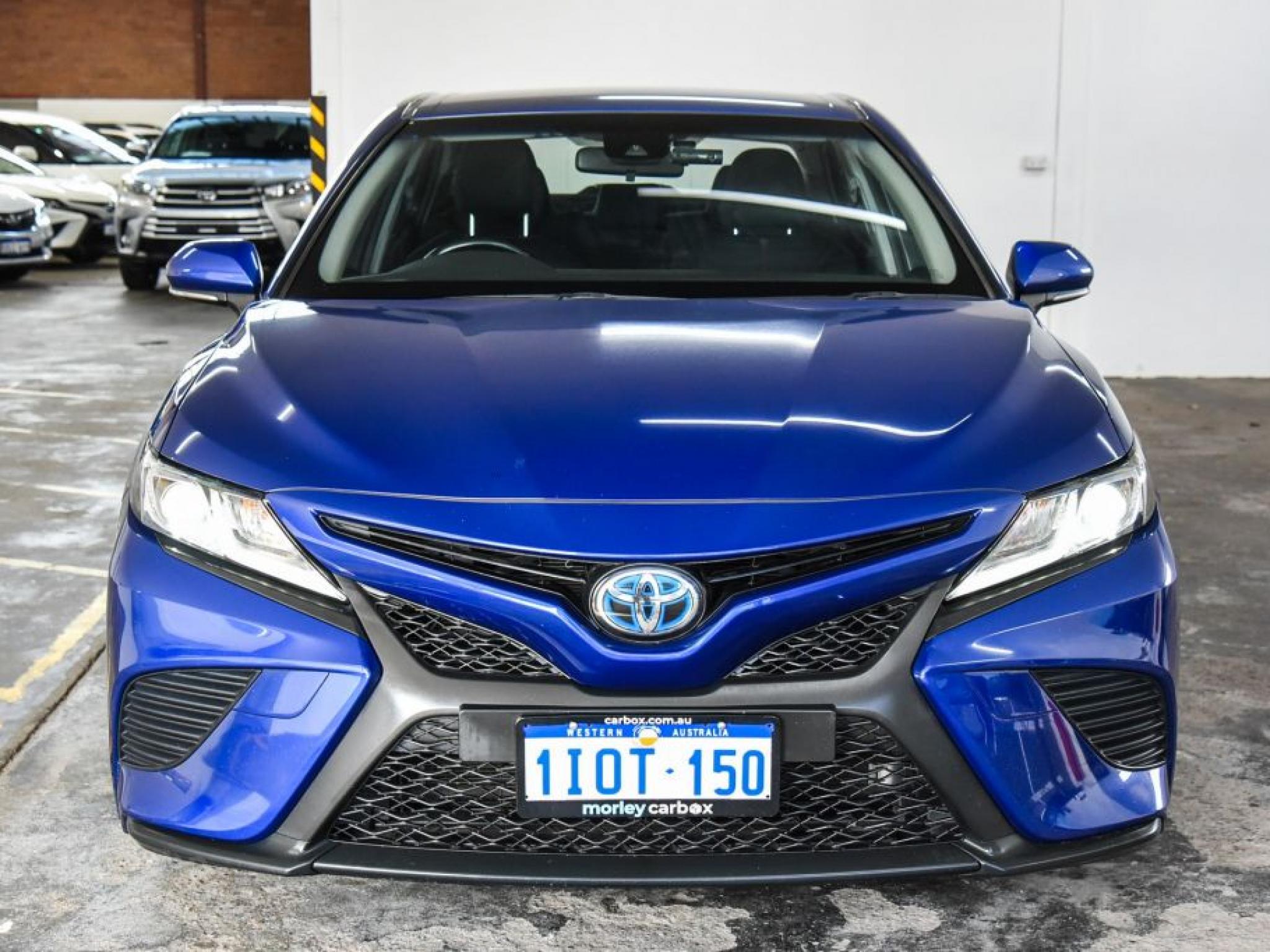 TOYOTA CAMRY